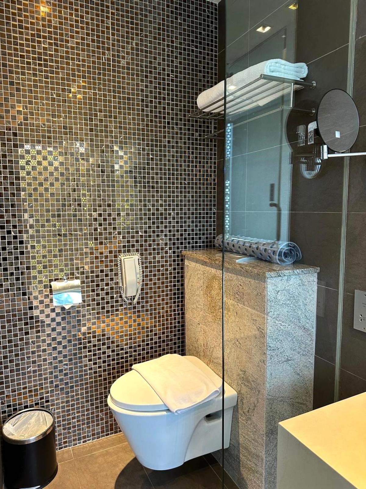 Deluxe Twin Room photo 2