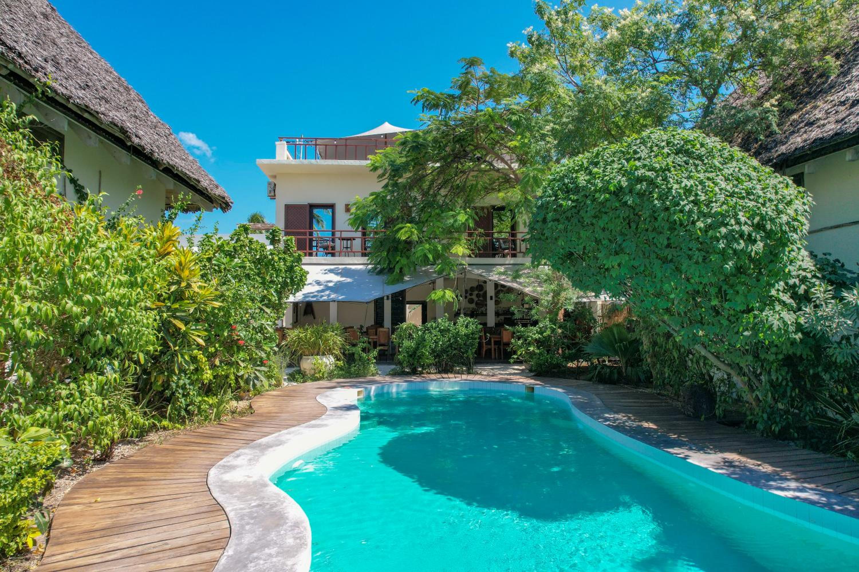 Deluxe One-Bedroom Apartment with Sea View
