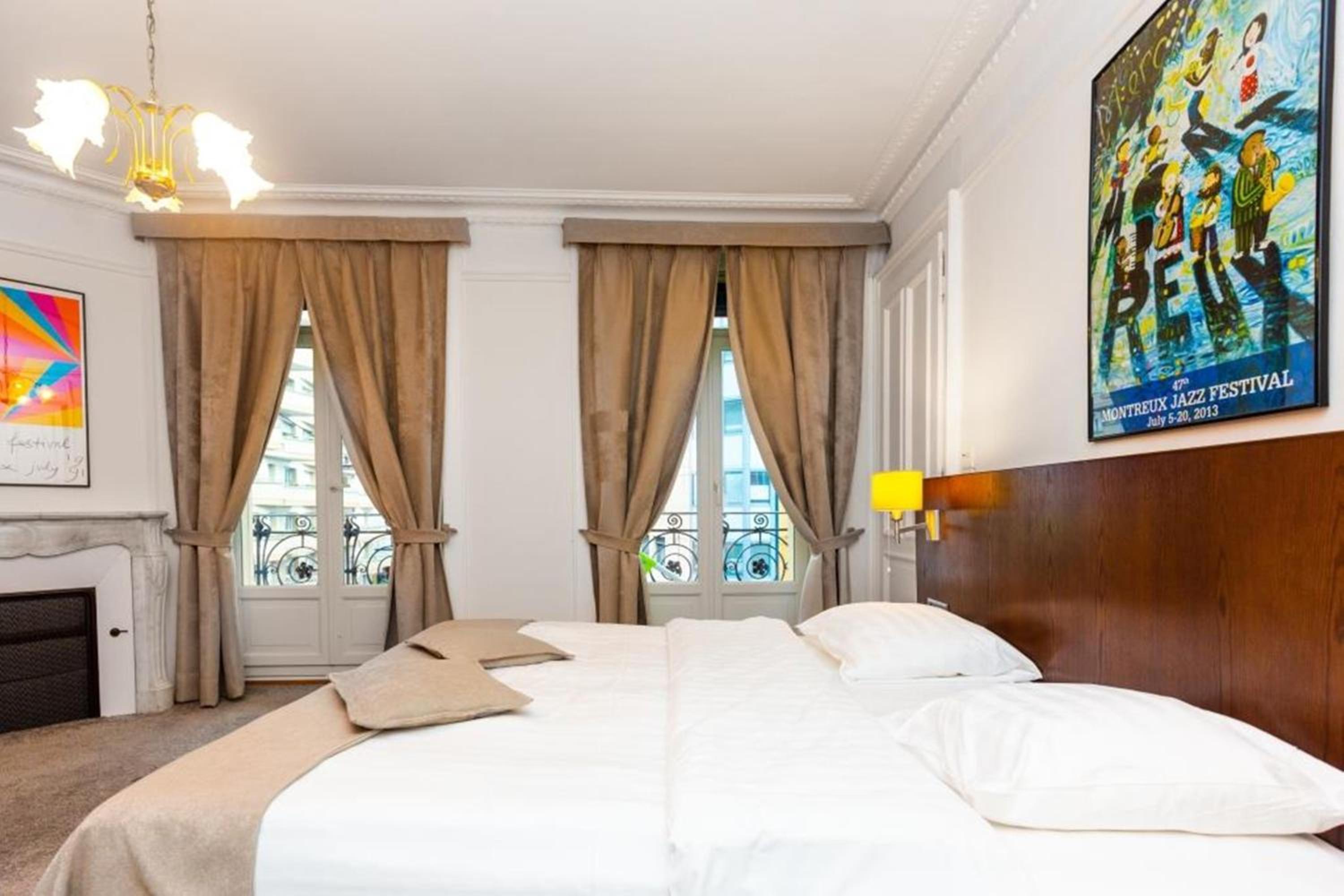 Superior Room with Balcony and Lake View photo 1