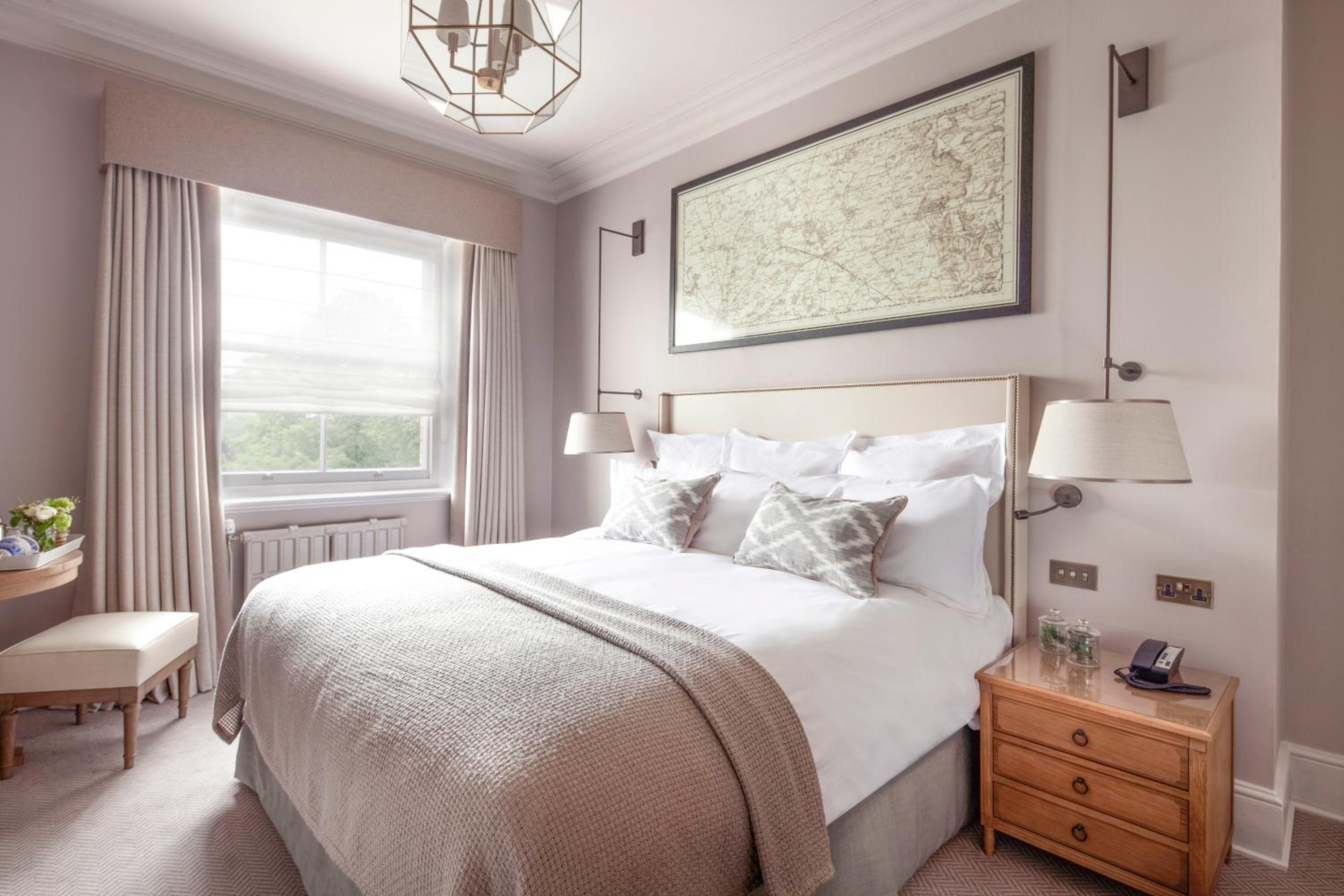 Sidings, Annex Room 5 Min walk from Reception - Photo 1