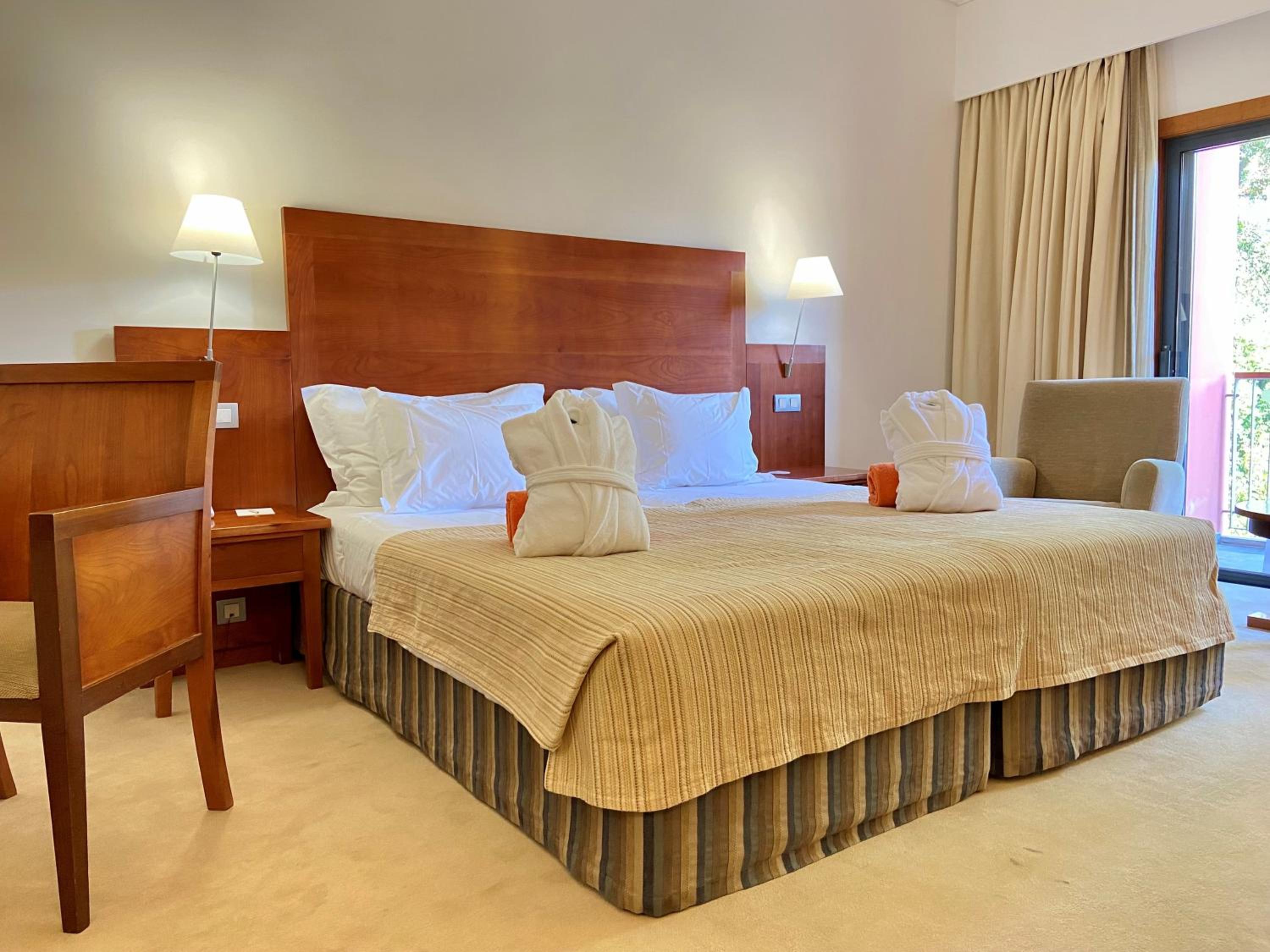 Twin Room - Photo 1