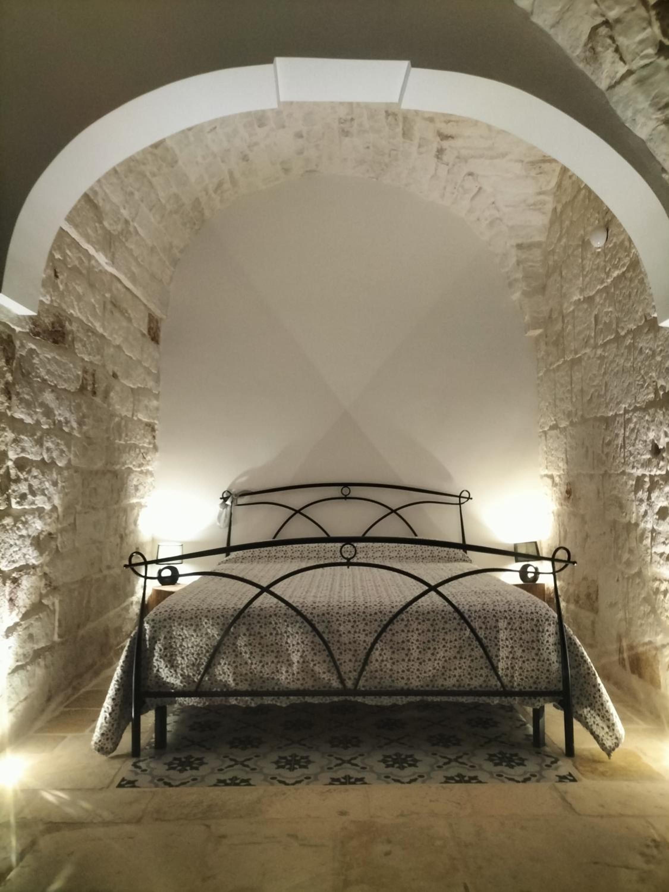 Deluxe Room (2 Adults + 1 Child)