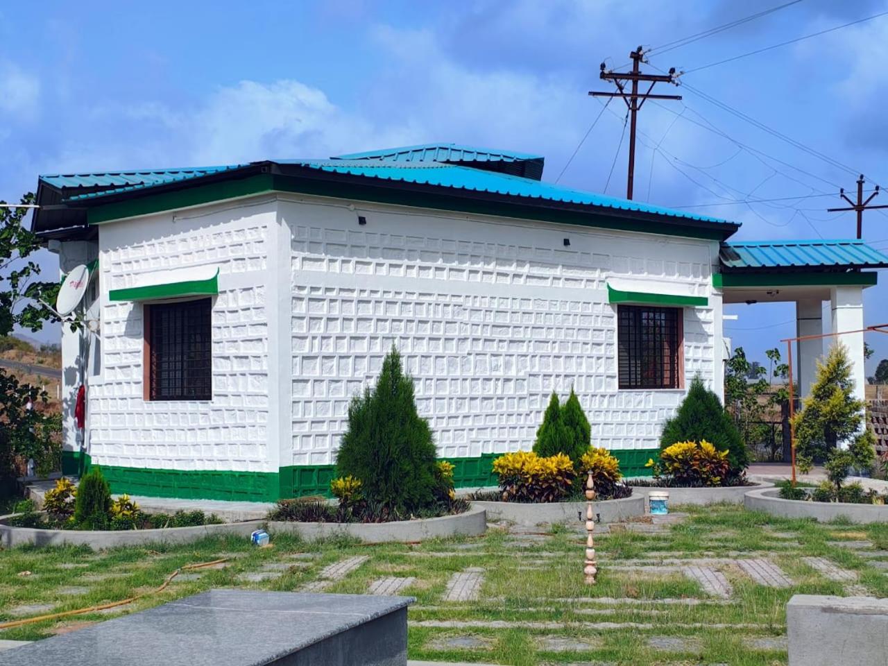 Three-Bedroom Villa photo 2