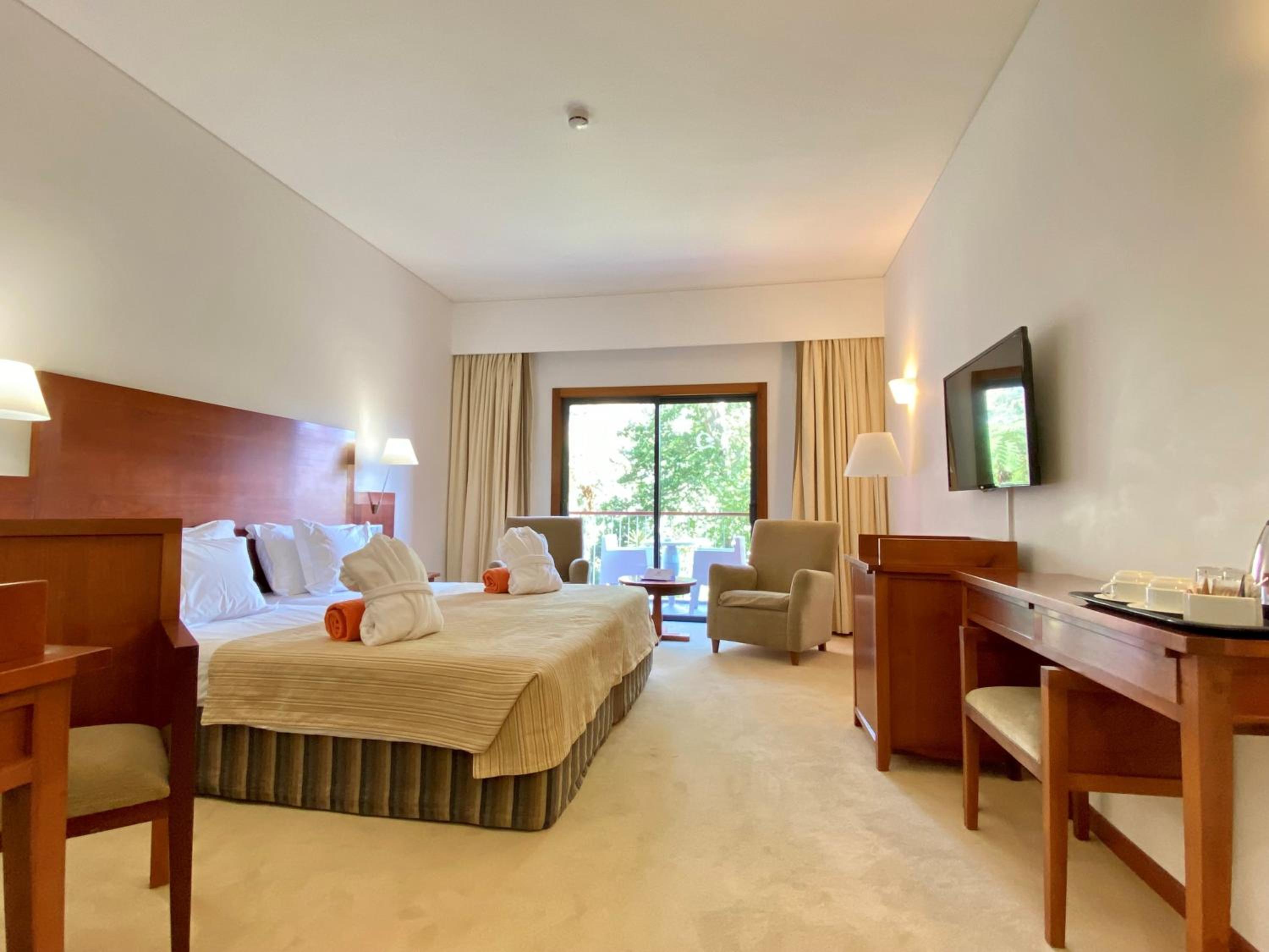 Superior Twin Room - Photo 2