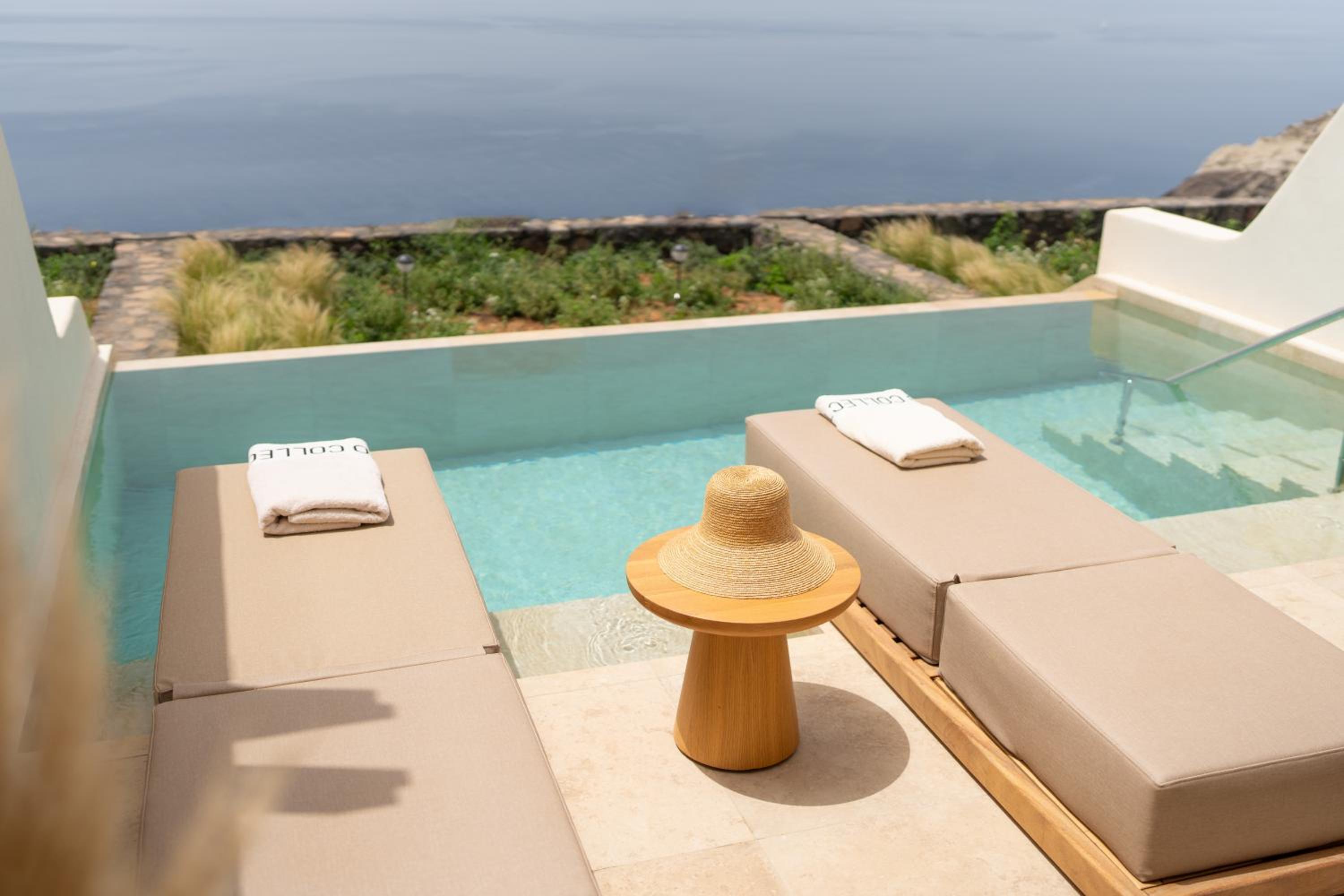 Unwind Sunset & Sea View Junior Suite with Pool - Photo 2