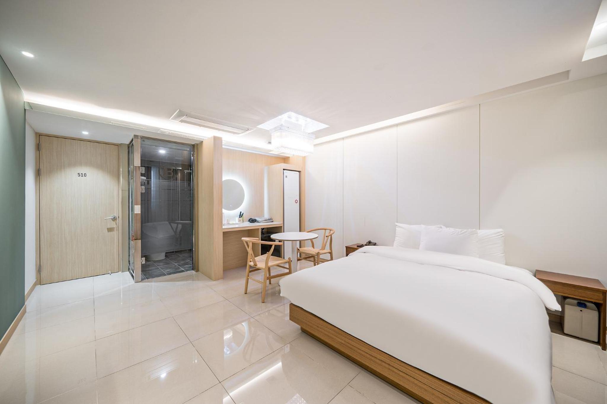 Deluxe Double Room - Photo 2