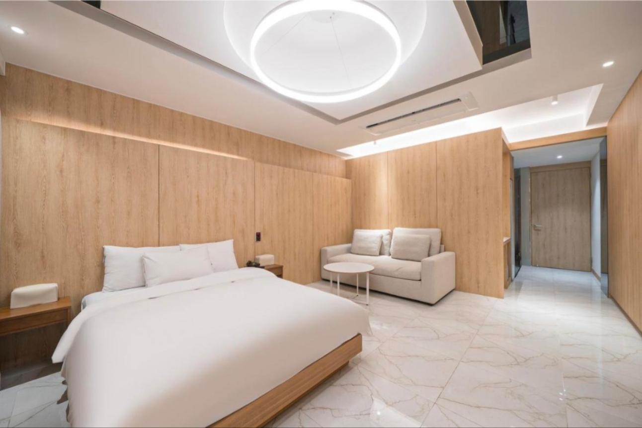 Premium Double Room - Photo 1