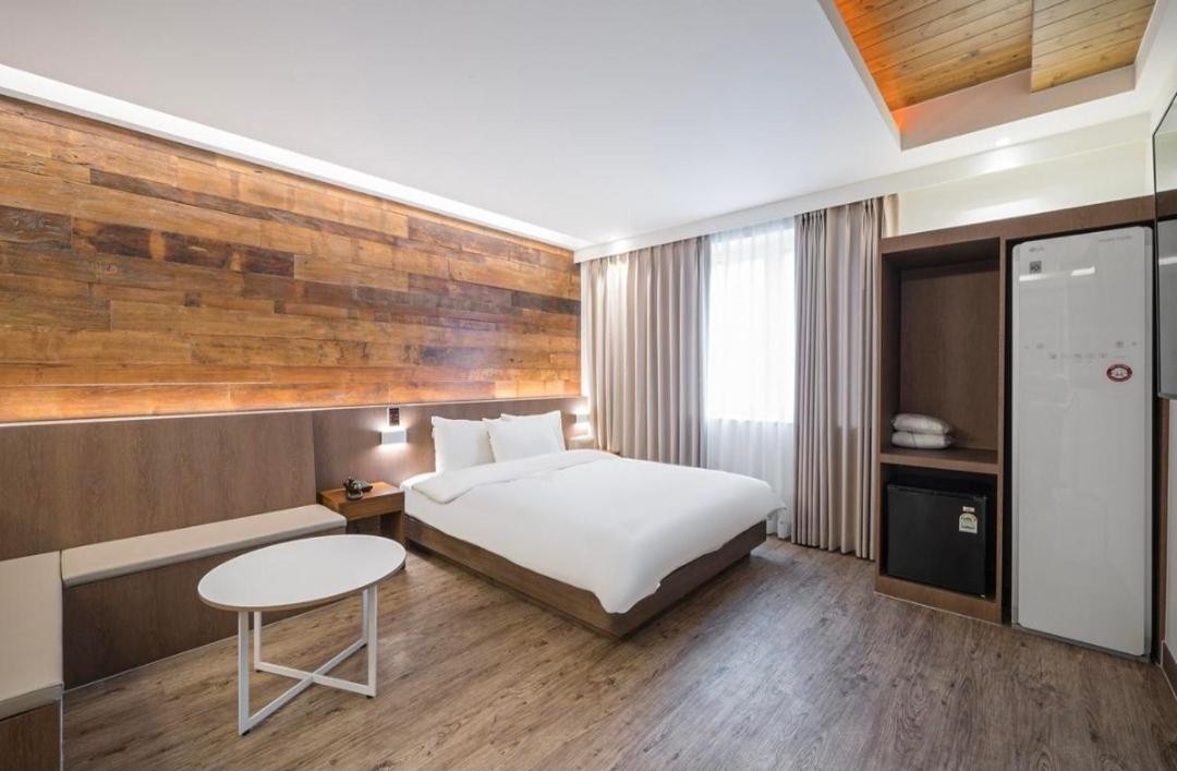 Premium Double Room - Photo 4