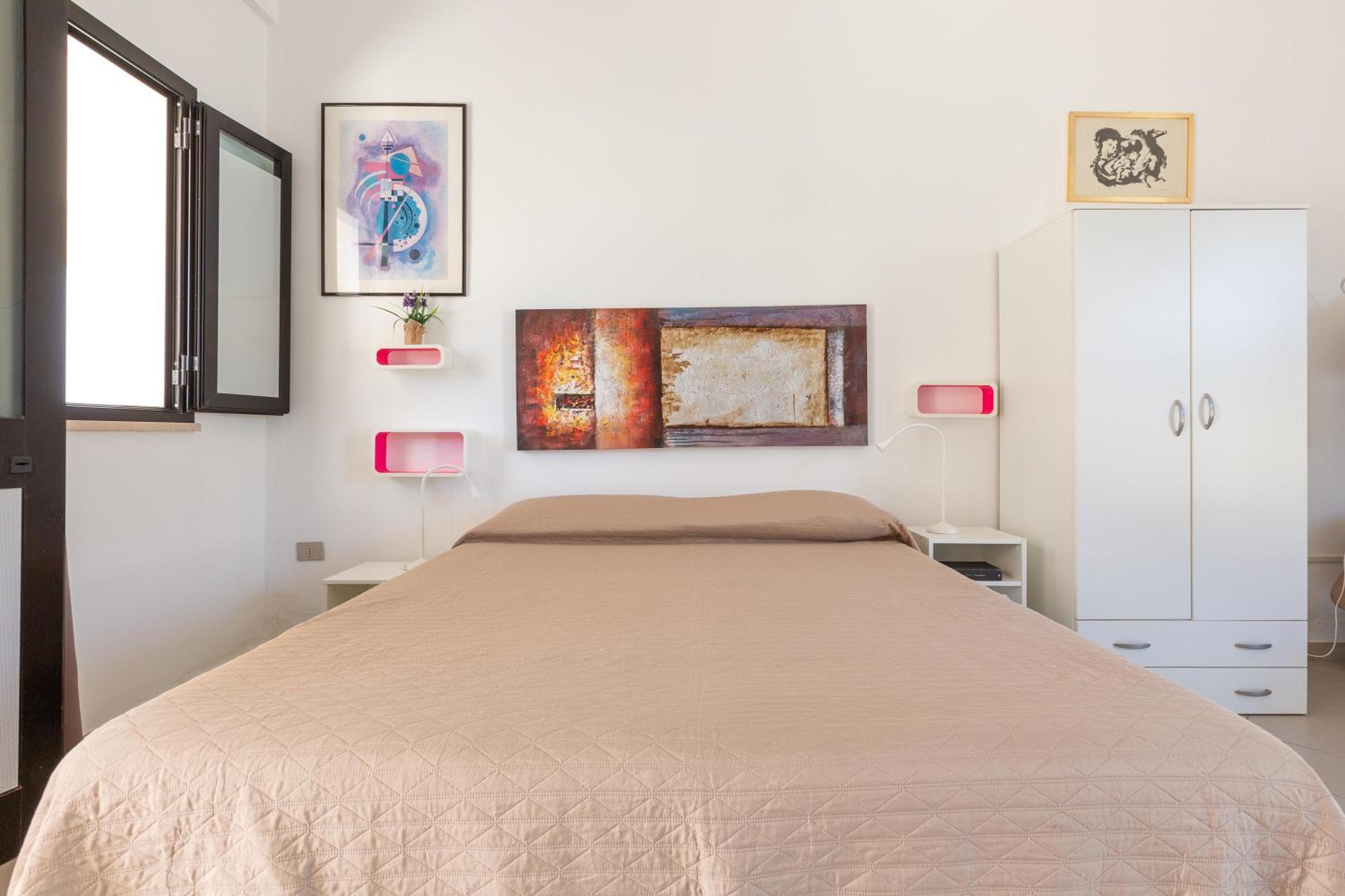One-Bedroom House photo 2