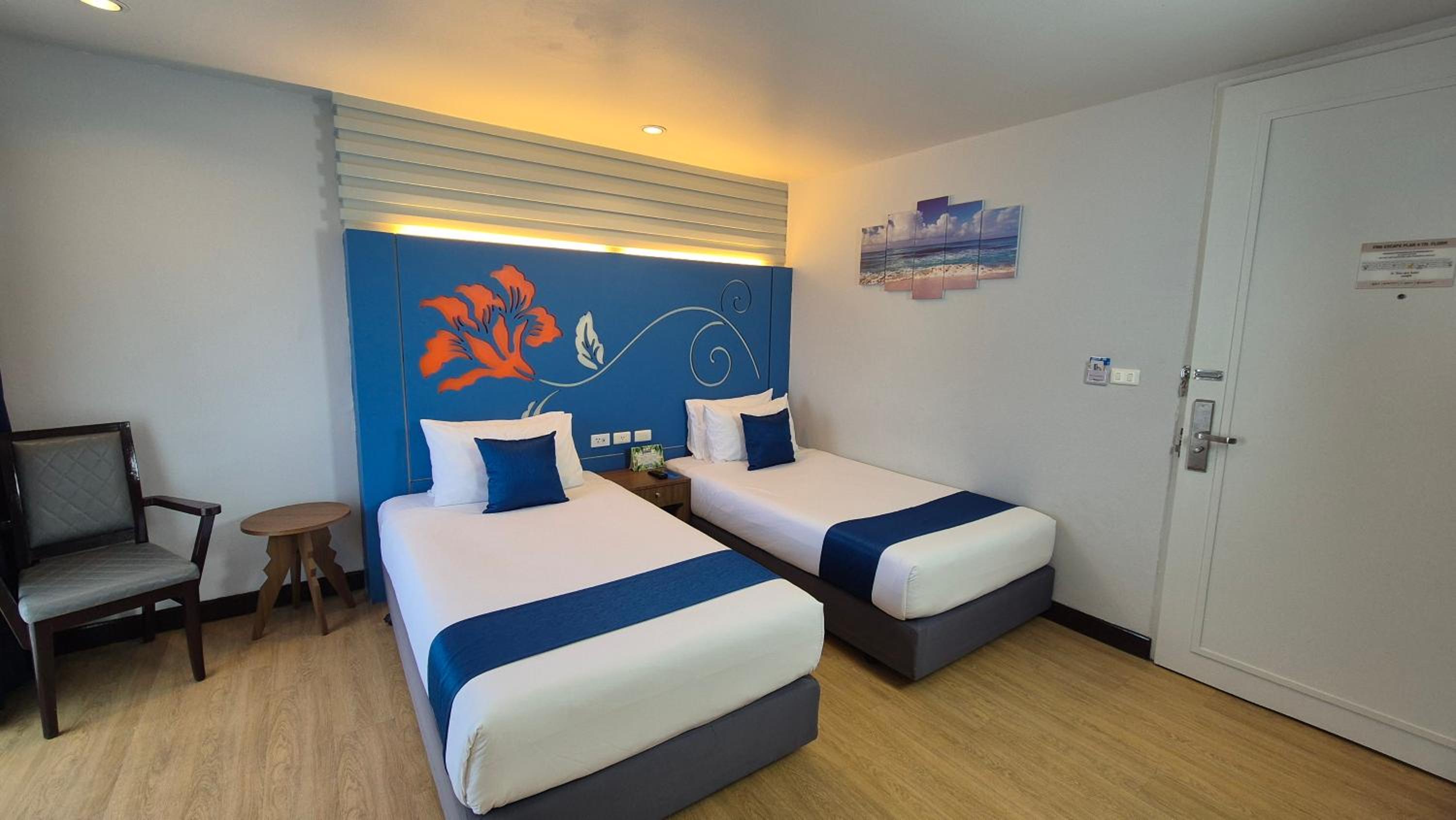 Deluxe Twin Room  photo 2