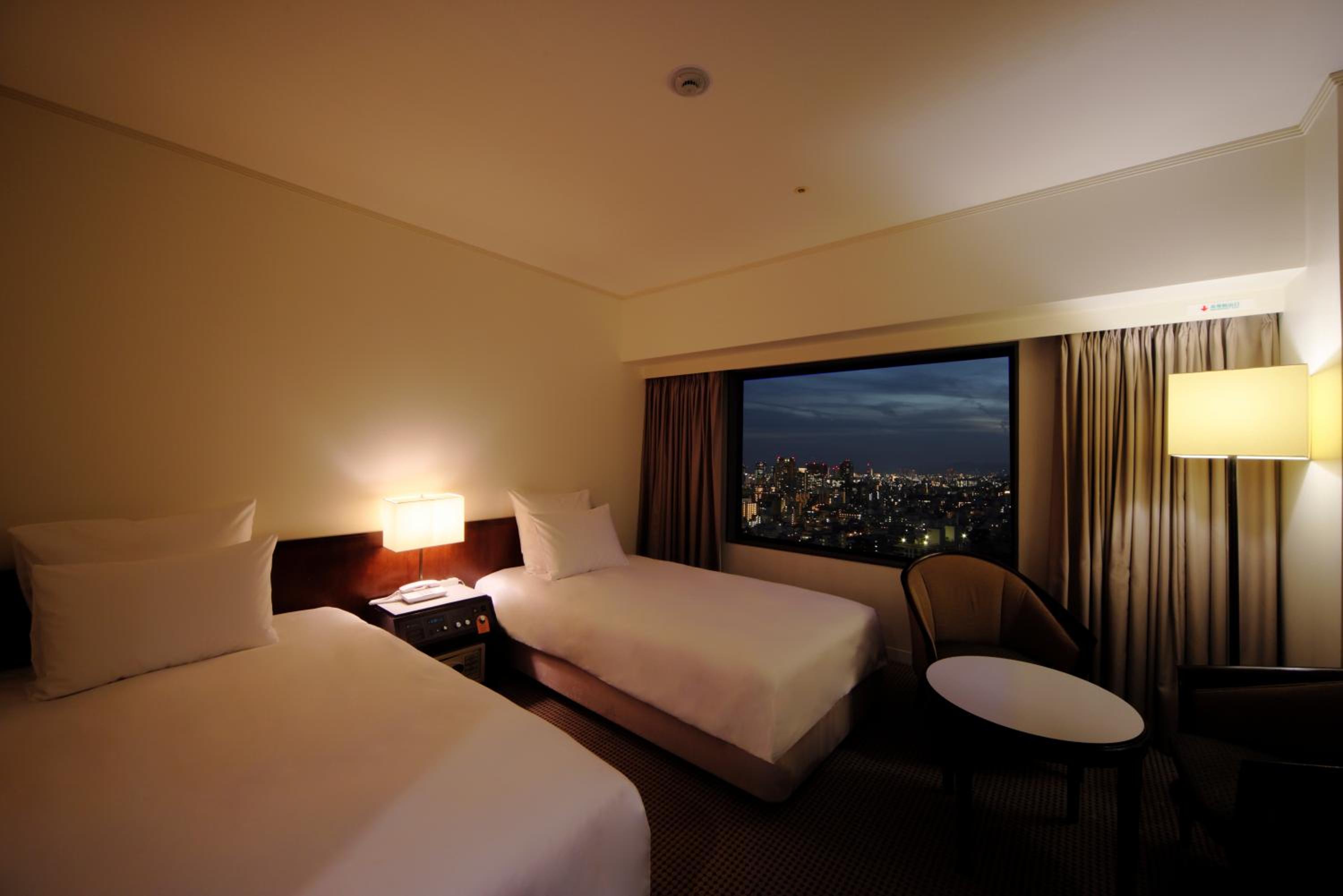 2 Single Standard City View - Photo 1