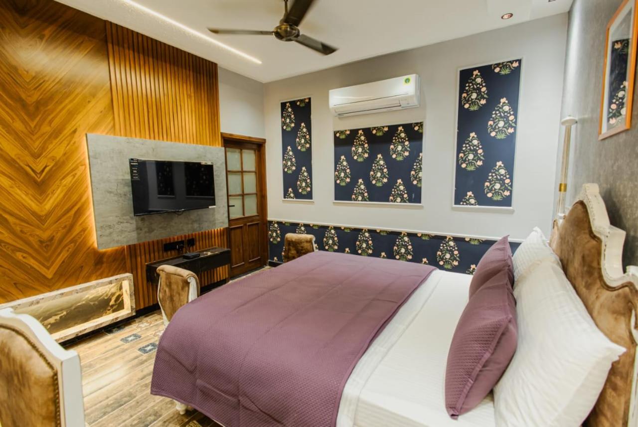 Deluxe Double Room photo 3