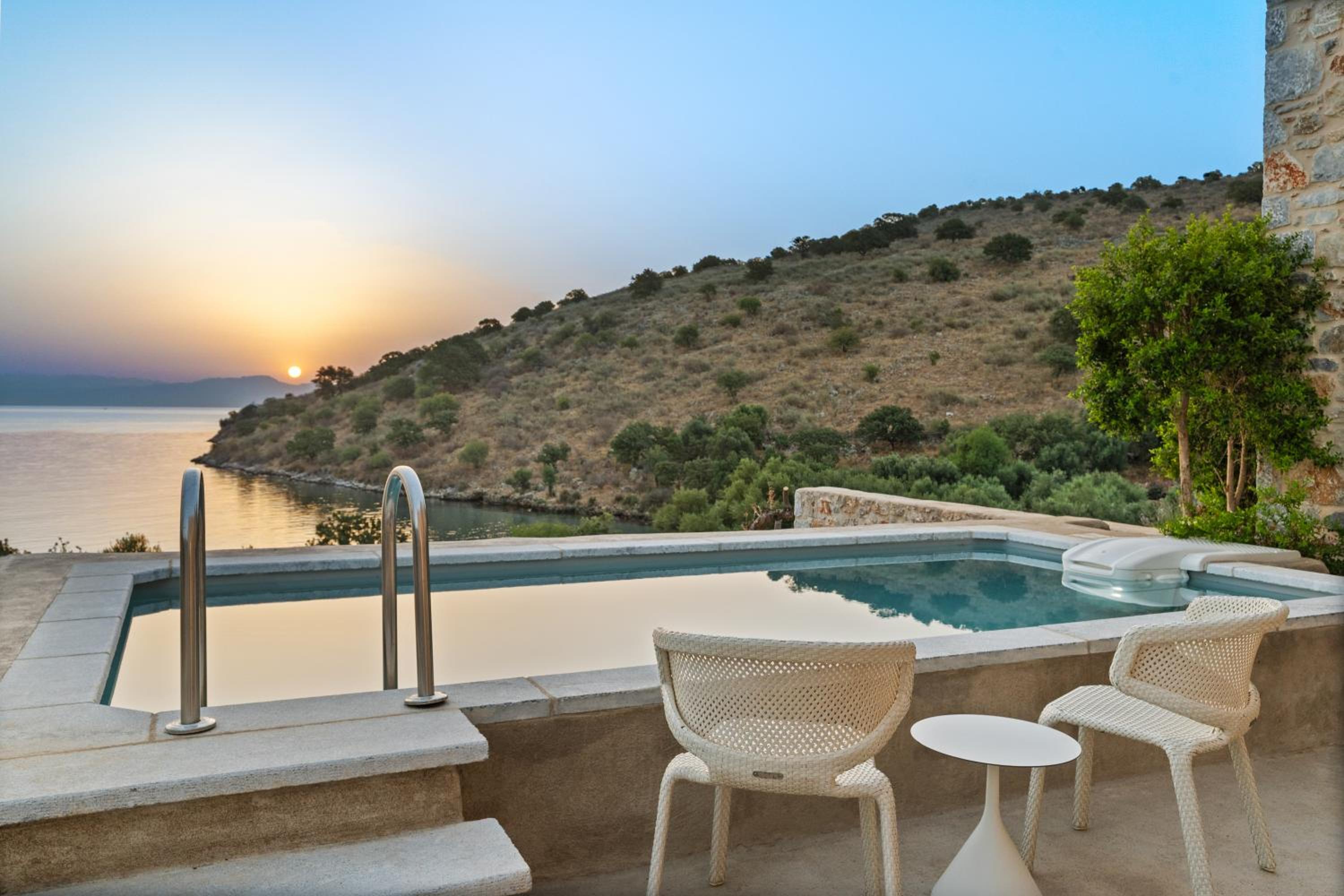 Private Pool Superior Suite Sea View - Photo 4