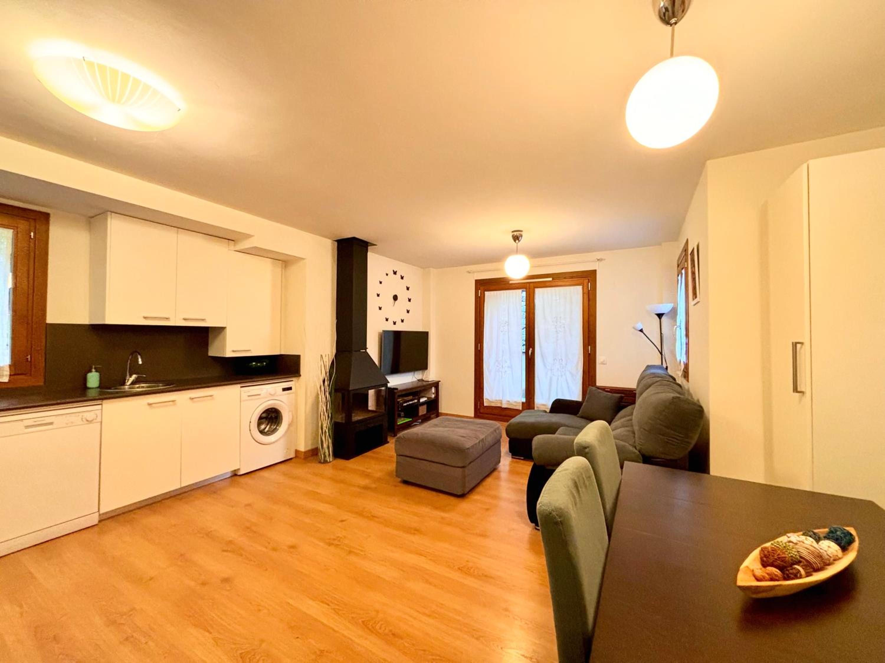 Two-Bedroom Apartment photo 3