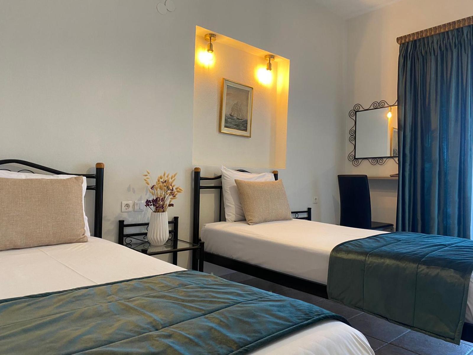 Twin Room with Sea View photo 1