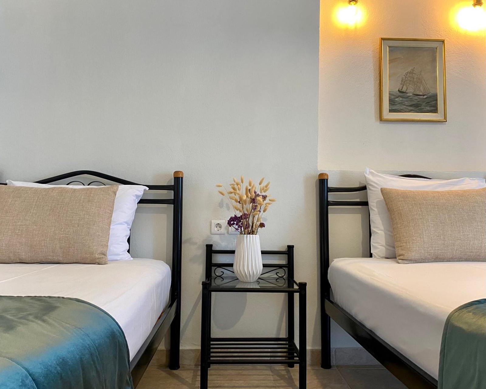 Twin Room with Sea View photo 2