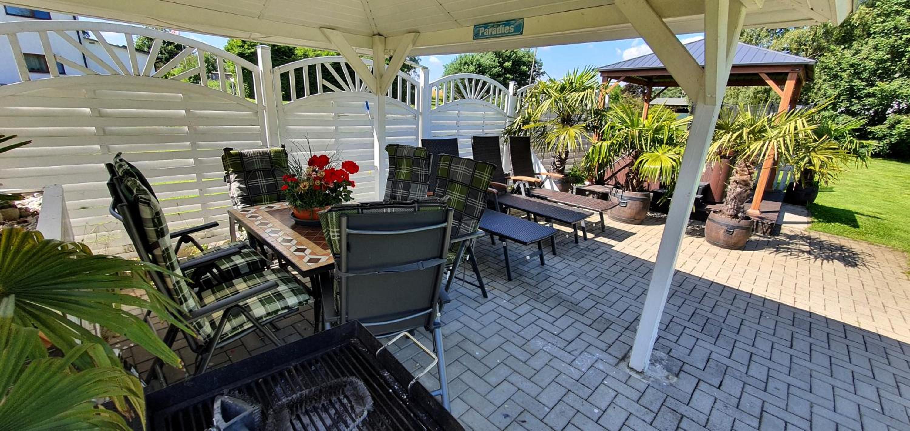 Apartment with Terrace photo 3