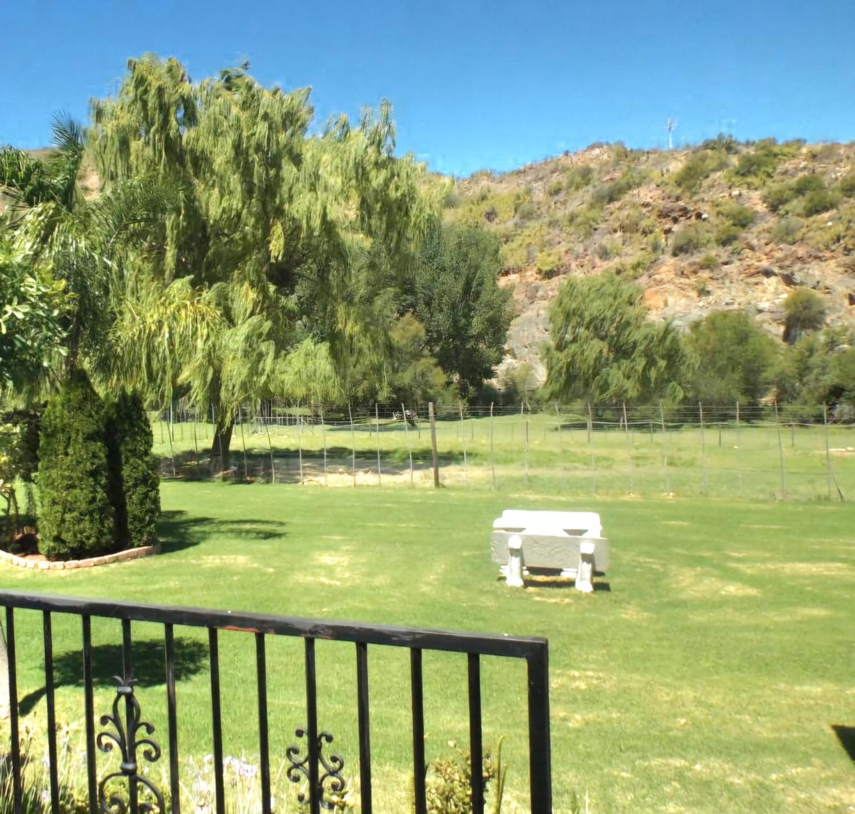 Double Room with Garden View - Photo 2