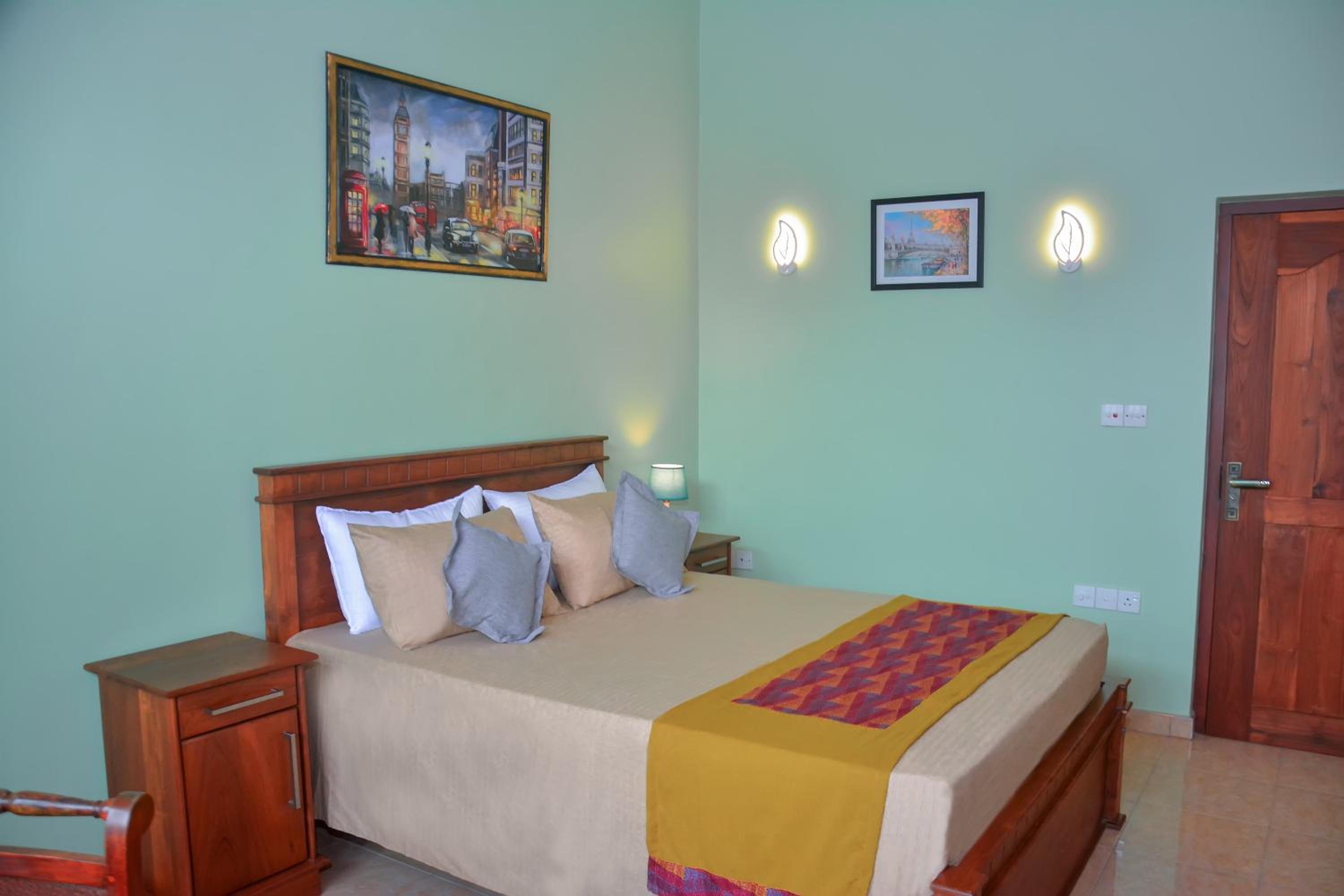 Villa photo 1