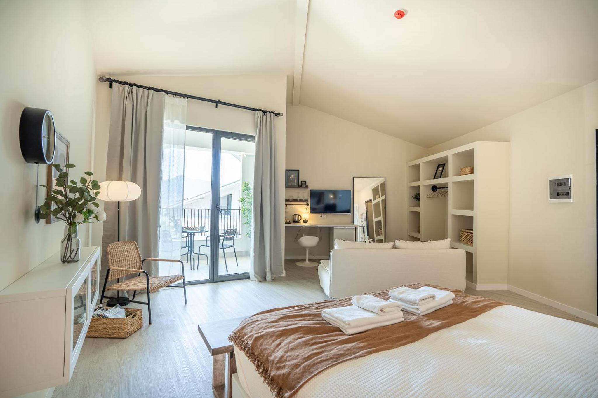 King Suite with Sea View - Photo 4
