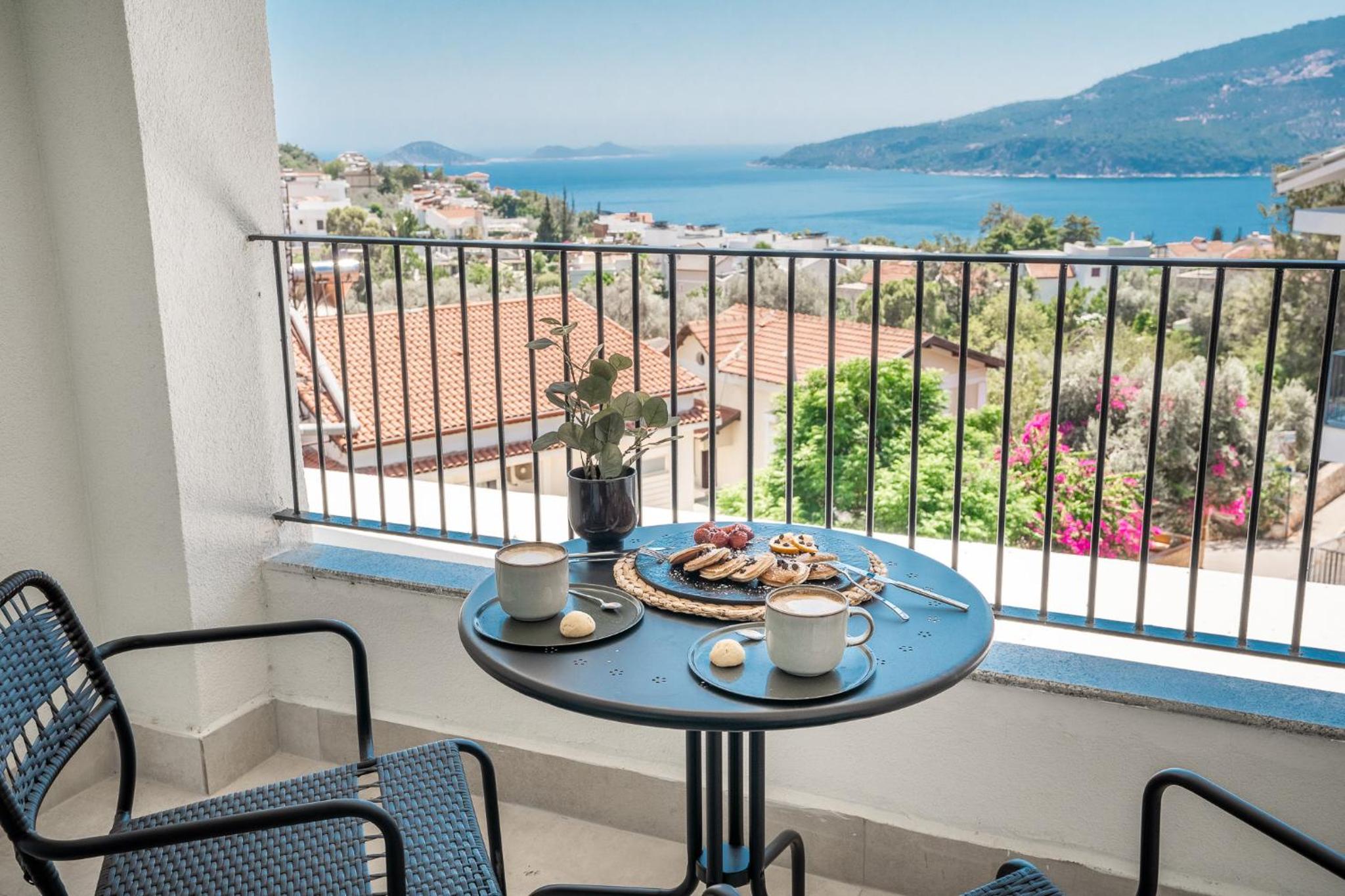 King Suite with Sea View - Photo 3