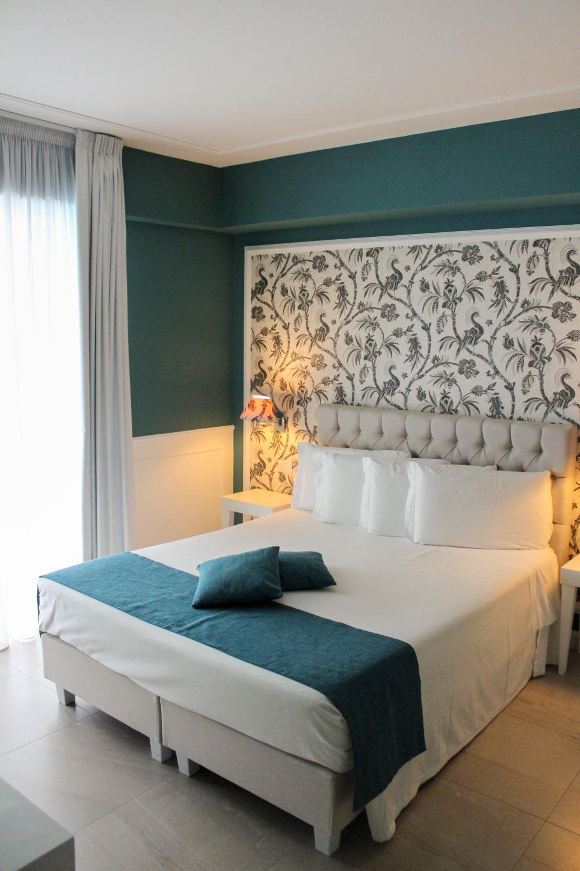 Suite with Pool View