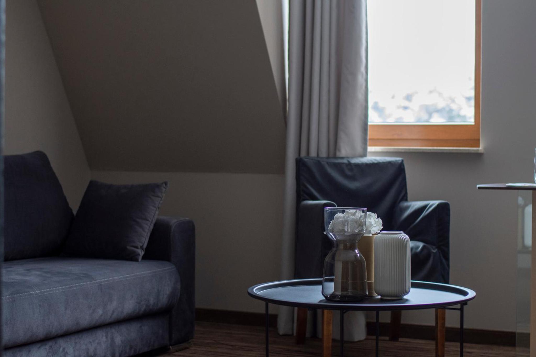 Apartment - Photo 2