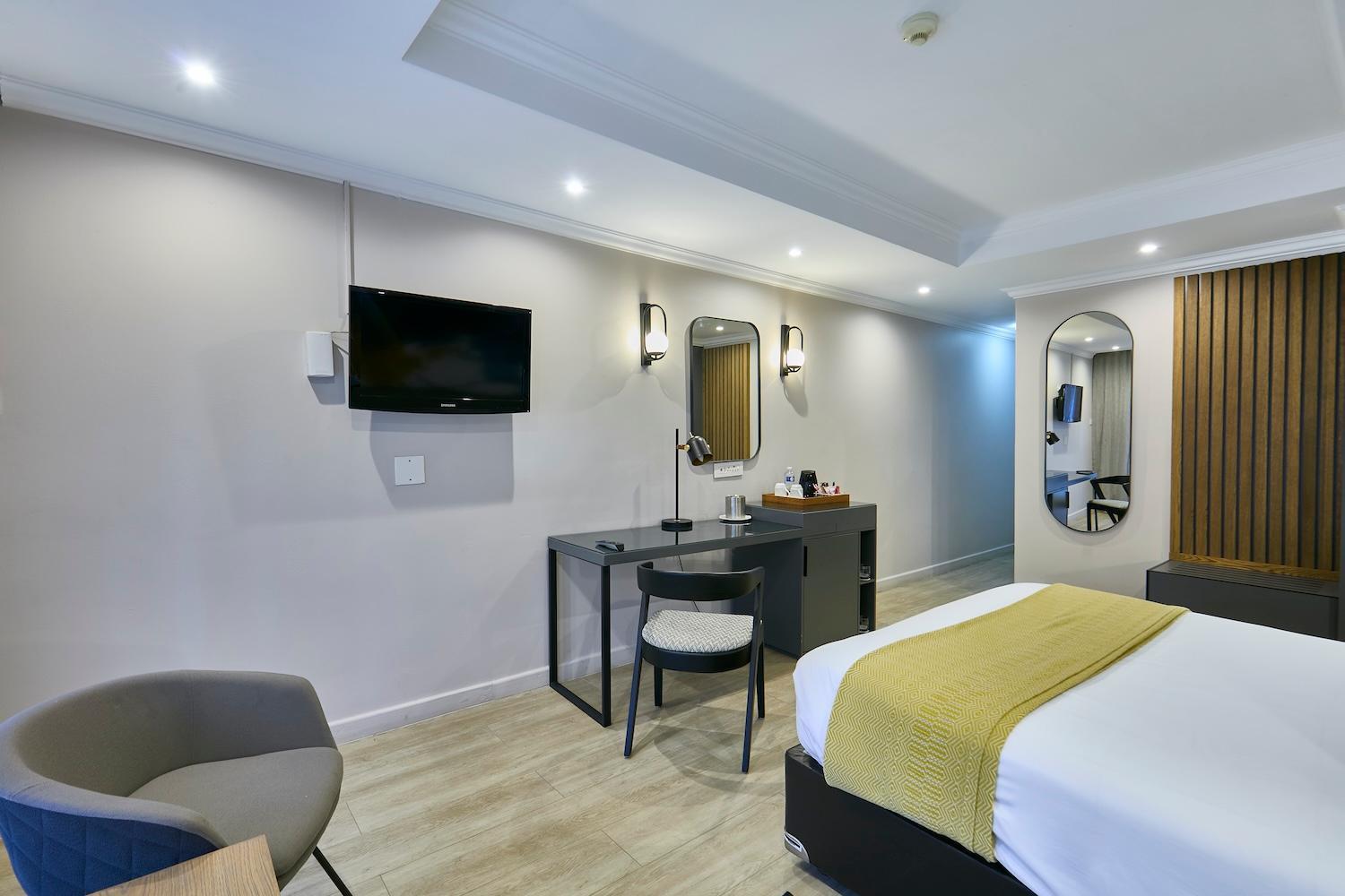 Standard Double or Twin Room photo 2