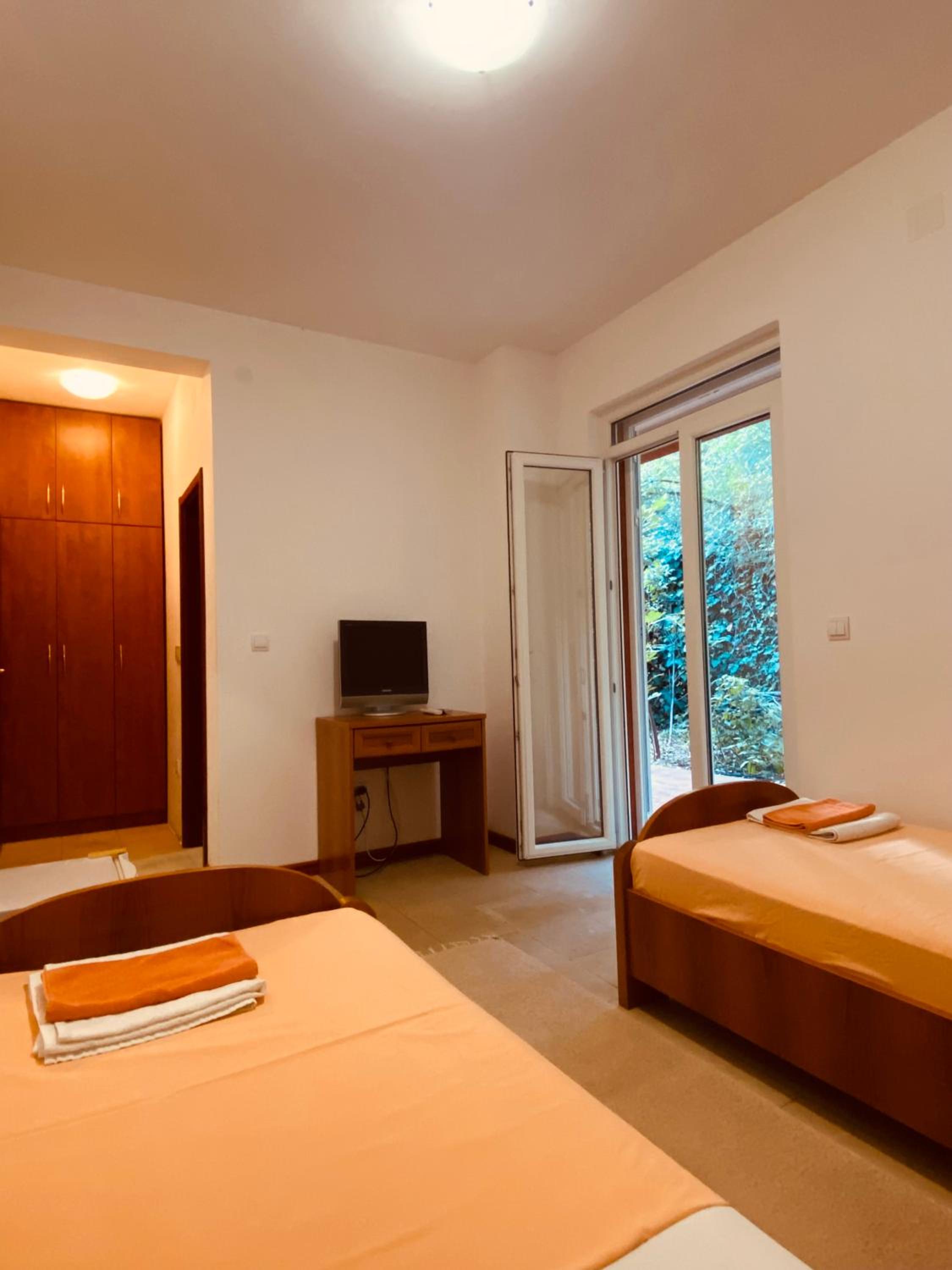 Twin Room With Garden View