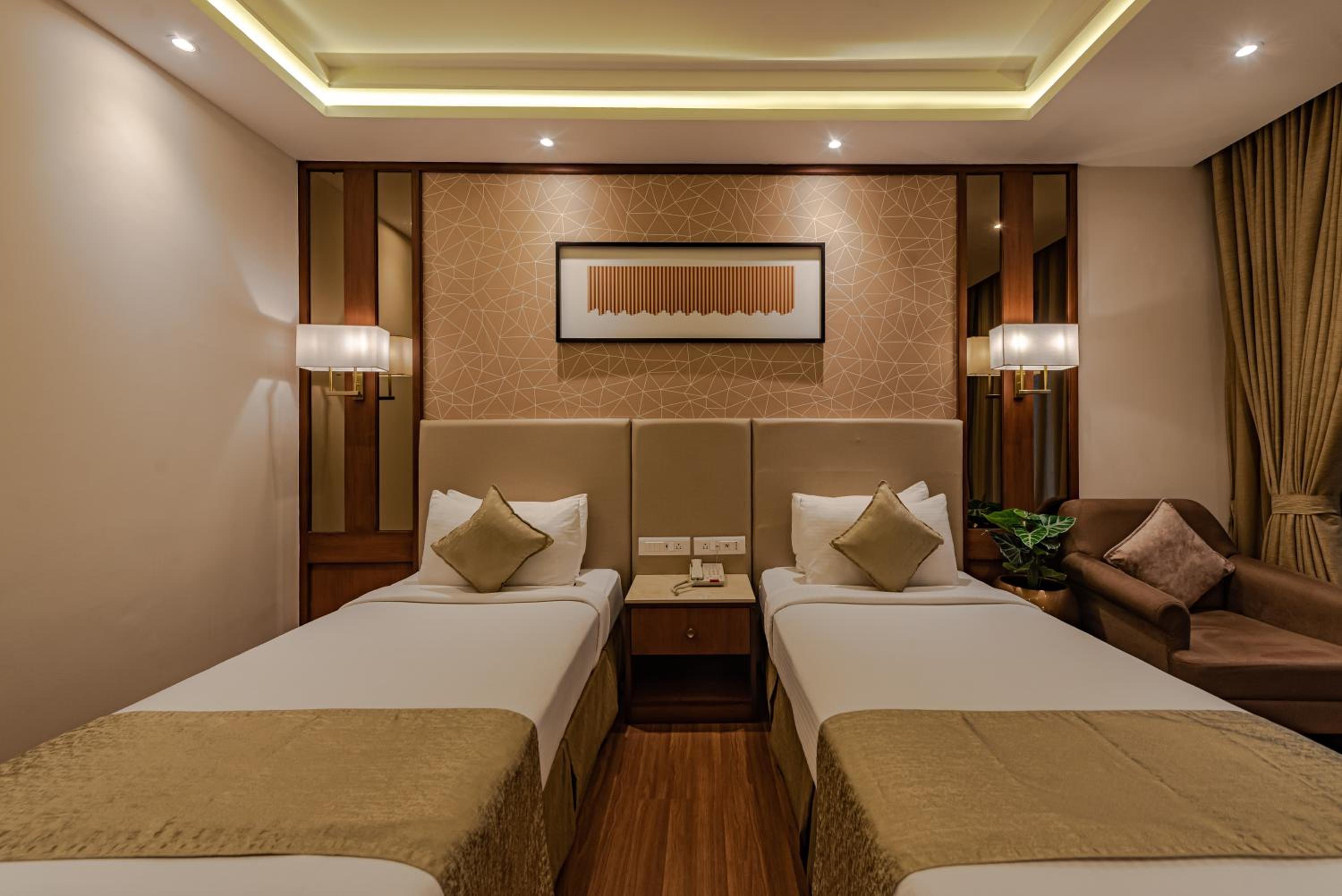 Executive Twin Room - Photo 6