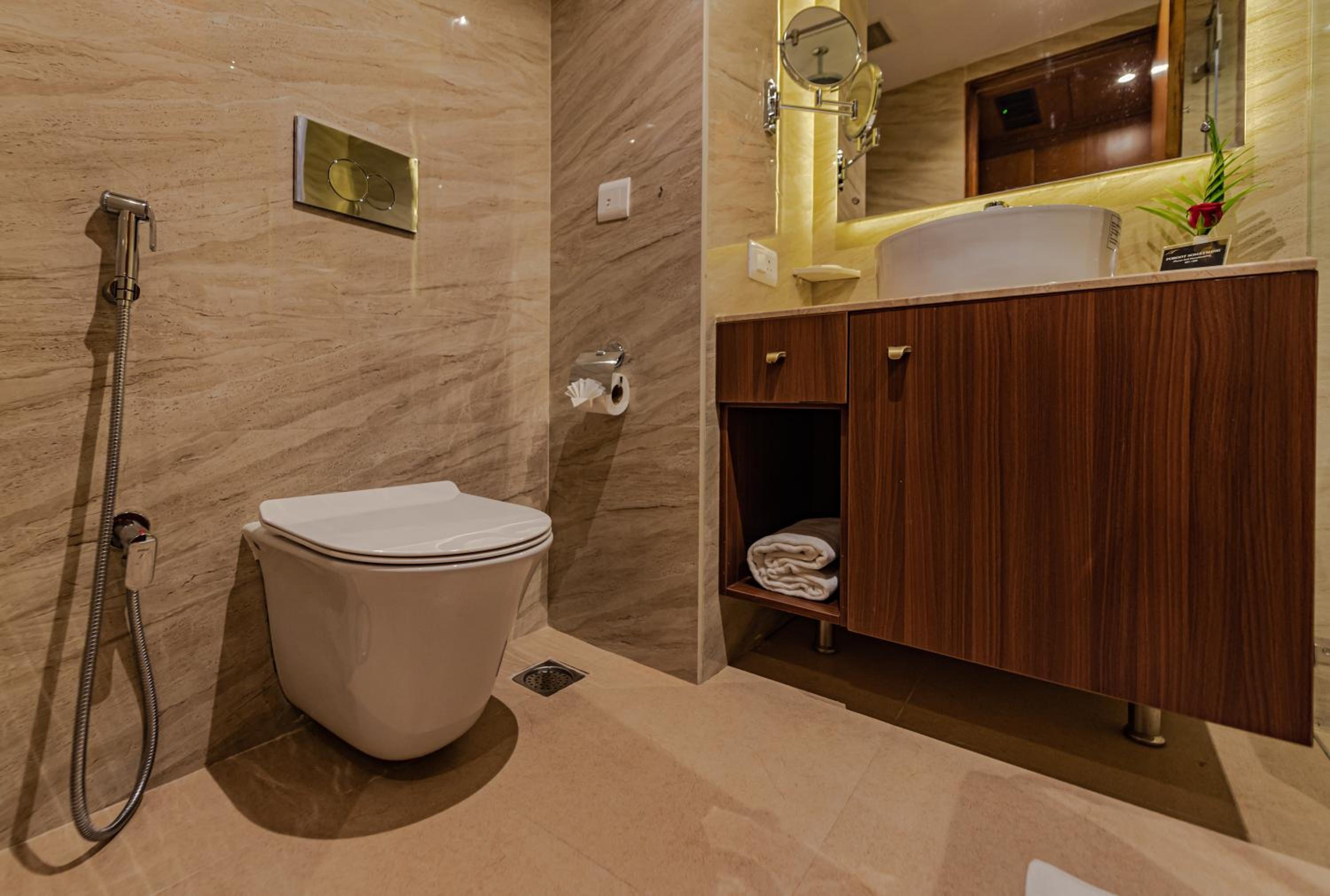 Executive Twin Room - Photo 2