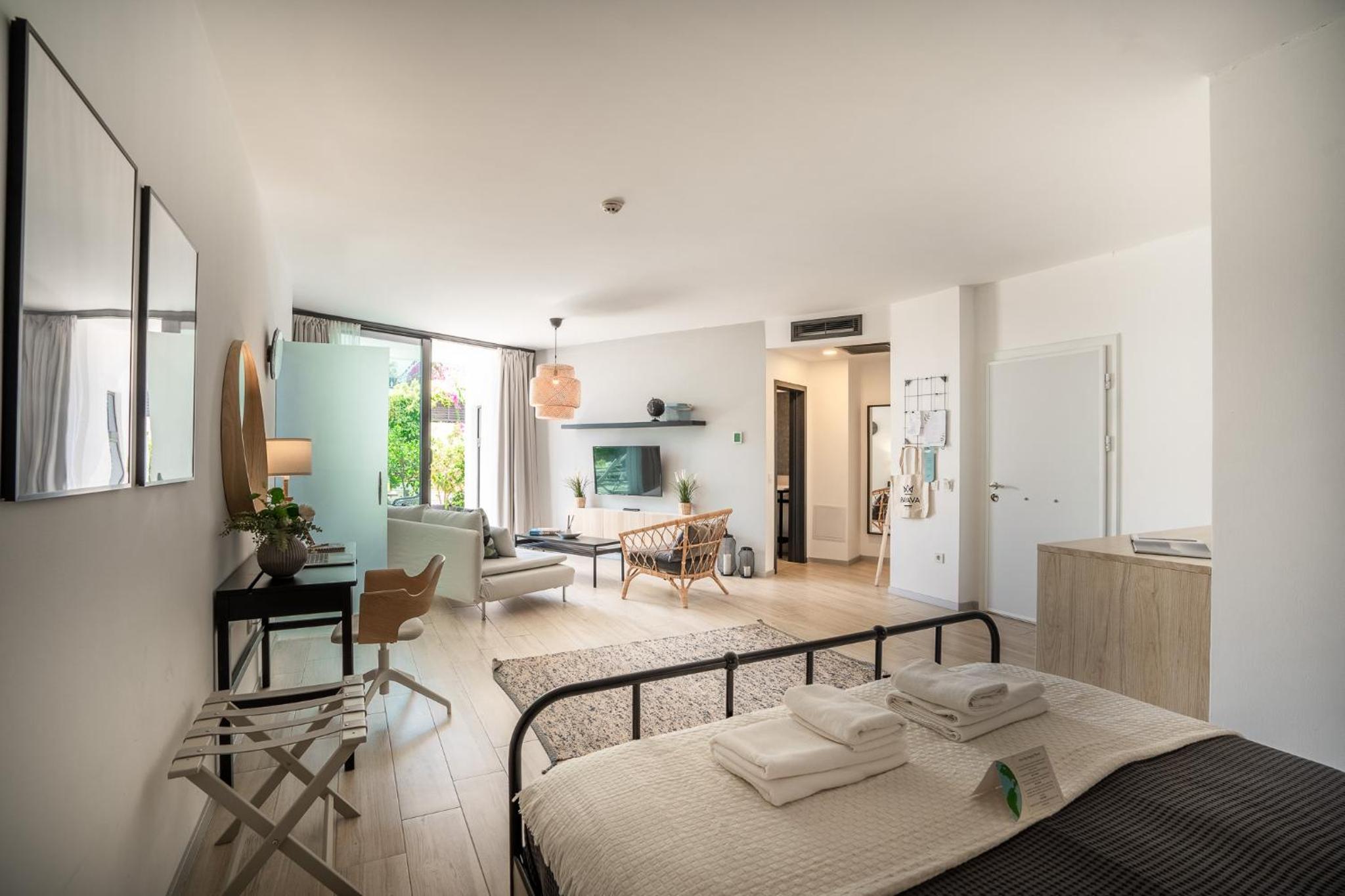 Two-Bedroom Suite - Photo 13