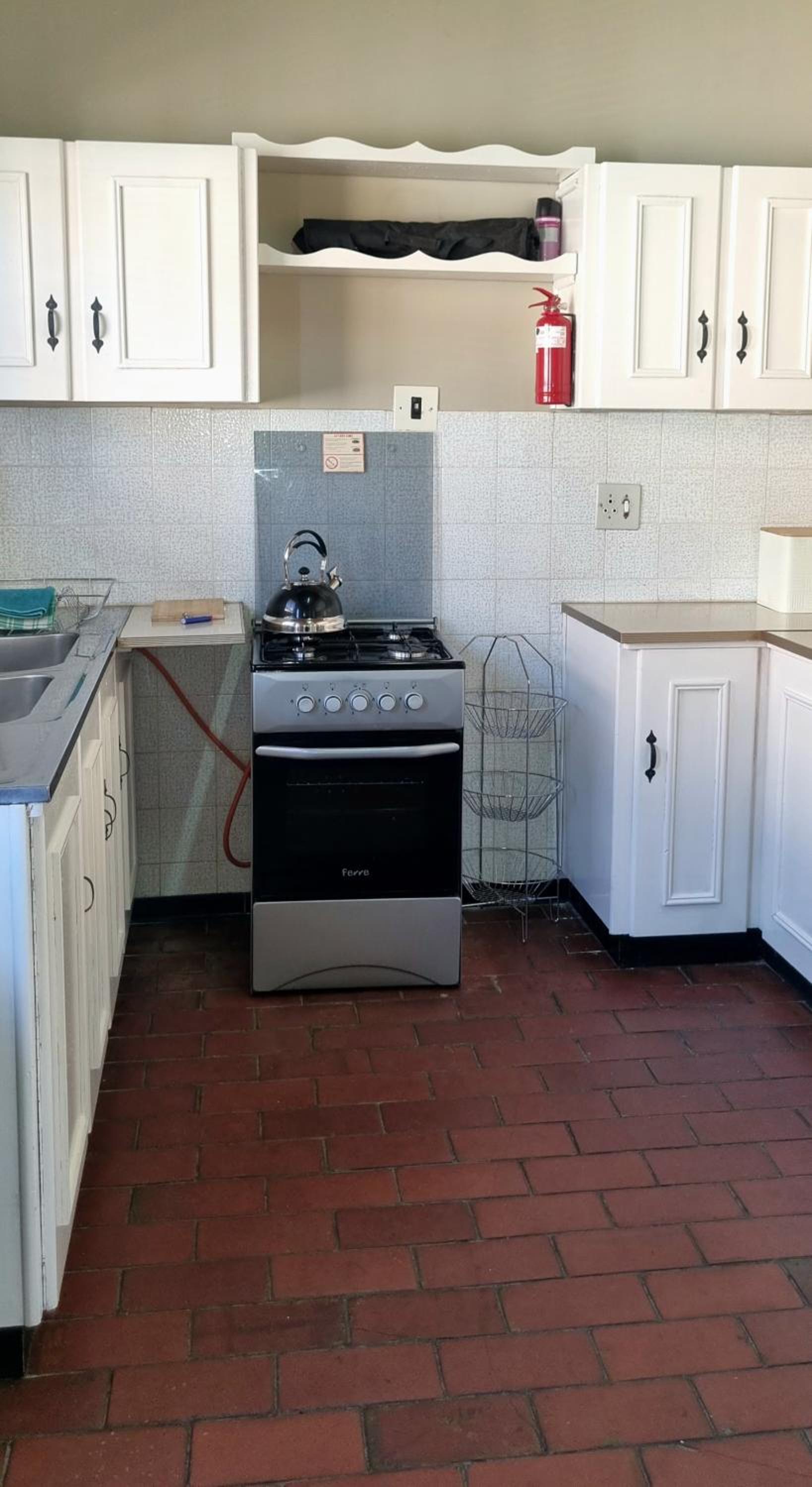 Comfort Apartment - Photo 11