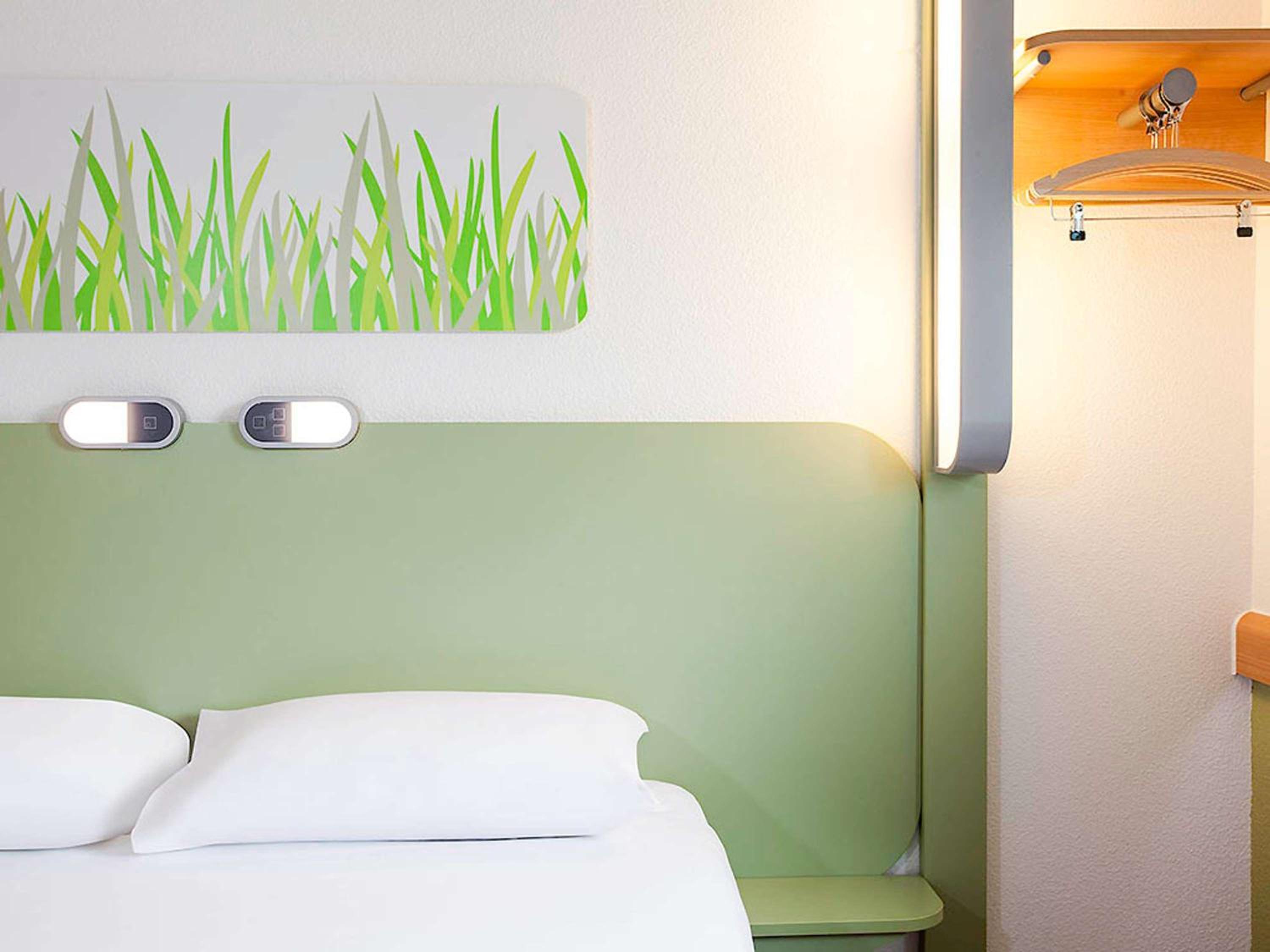 Triple - Room with Bed Bunk Bed