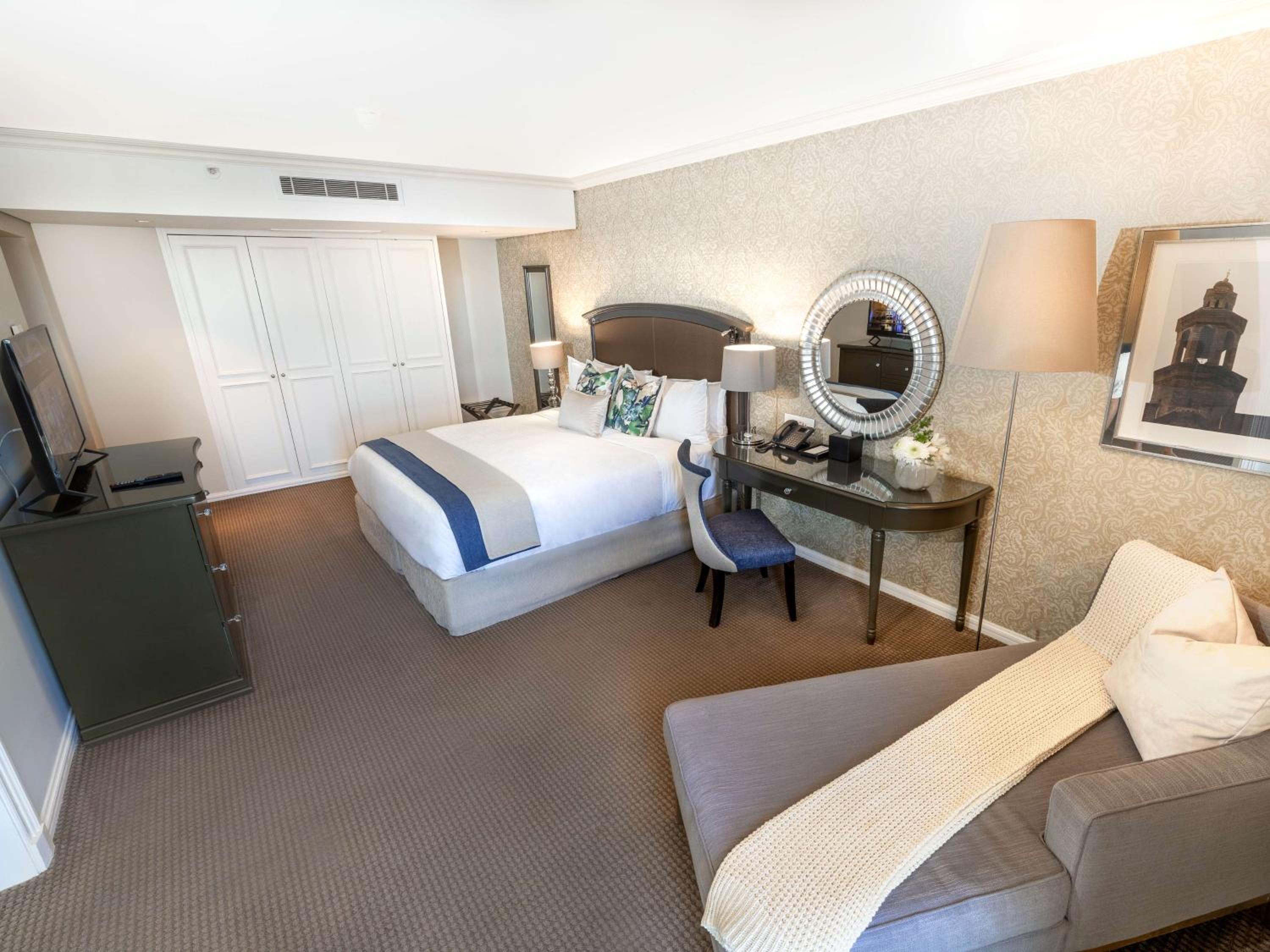 Executive Suite