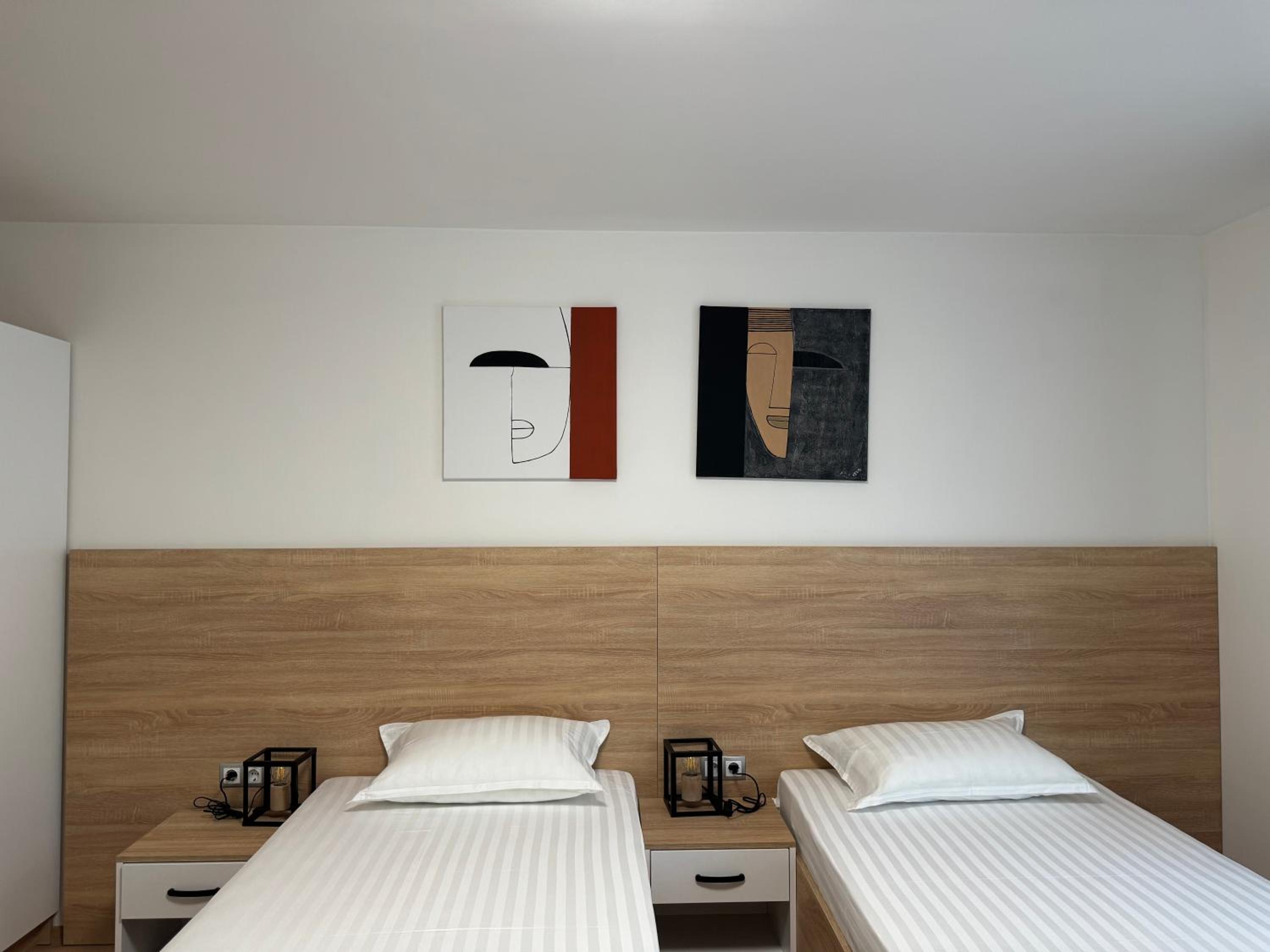 Double or Twin Room with Balcony photo 3