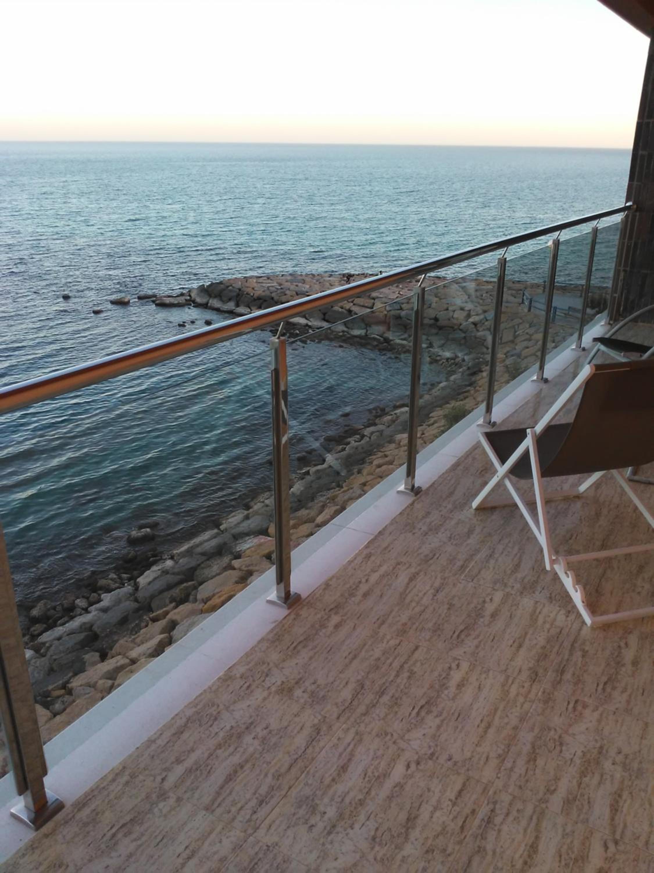 The Townhouse Sea View - Photo 2
