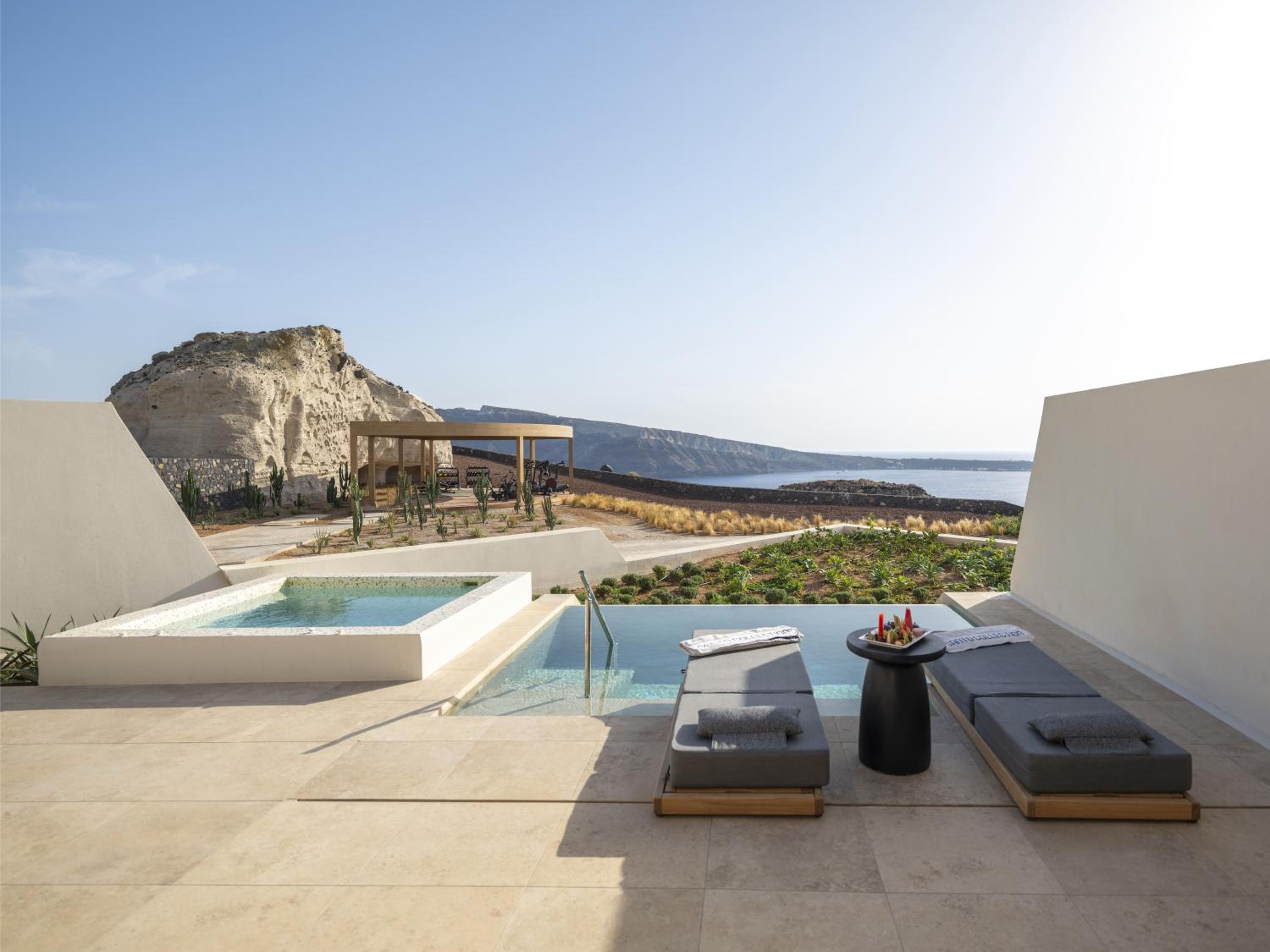 Majestic Sunset & Sea View Suite with Pool & Jacuzzi - Photo 14