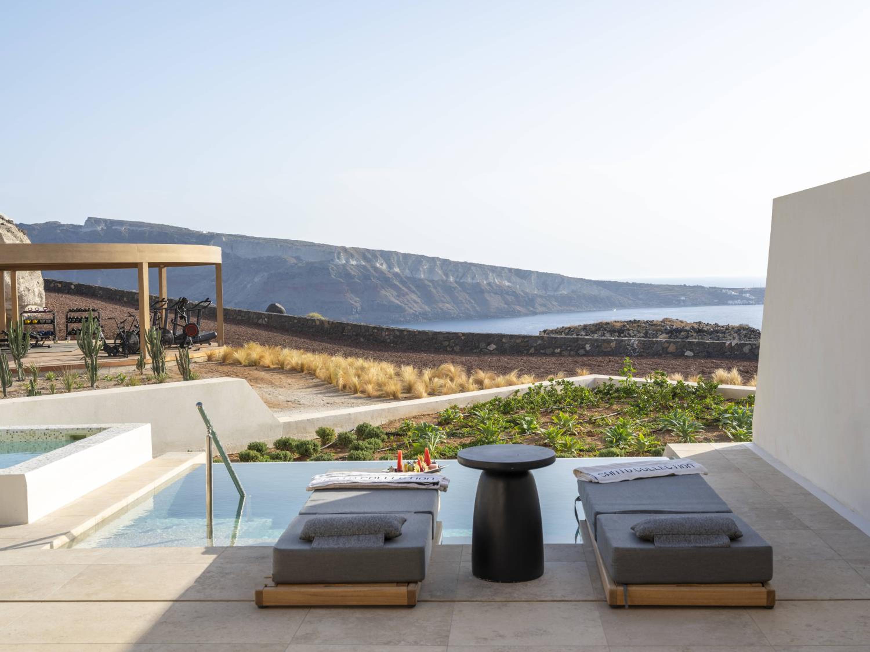 Majestic Sunset & Sea View Suite with Pool & Jacuzzi - Photo 5