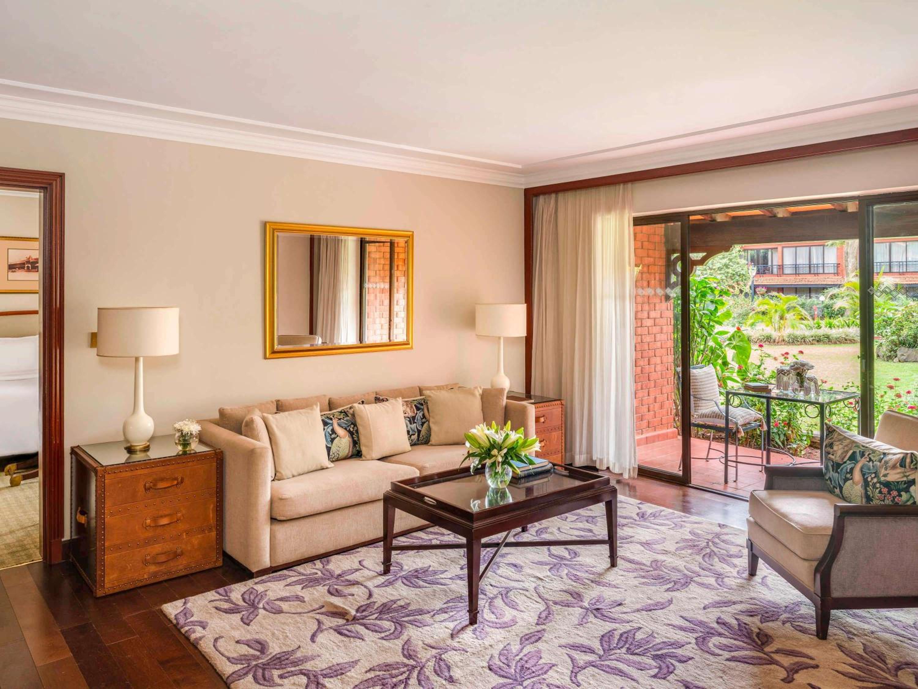 Signature King Suite photo 2