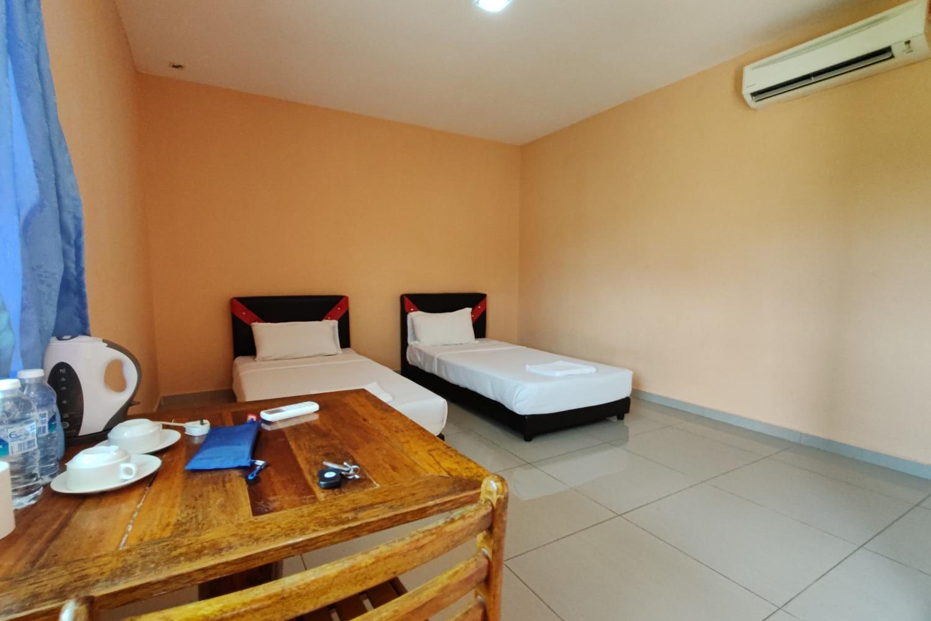 Deluxe Twin Room photo 2
