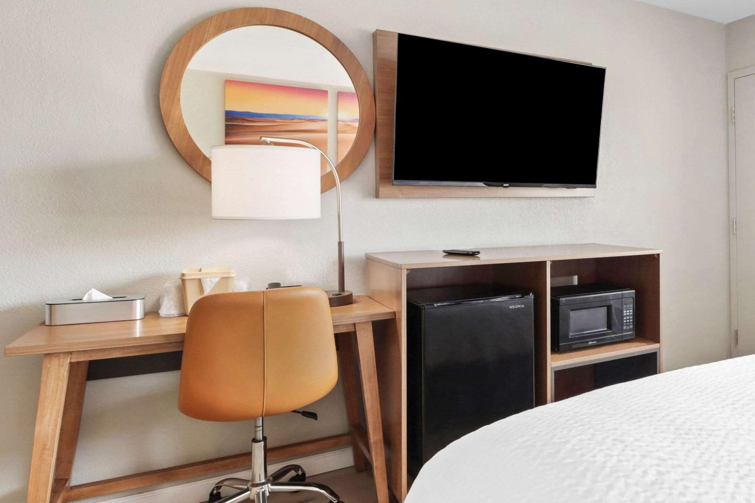 Clarion Pointe Ridgecrest near China Lake Naval Station, 사진 2