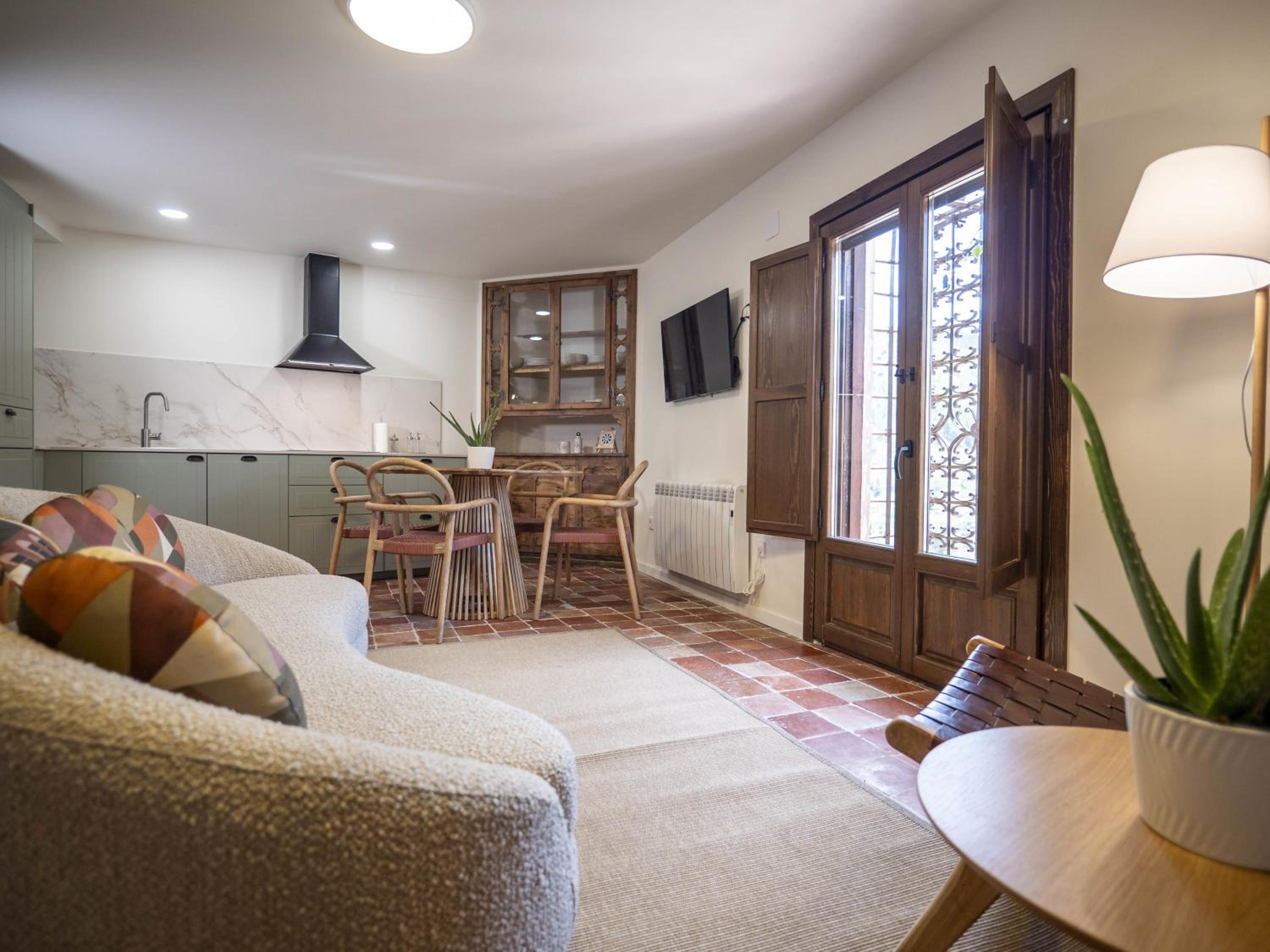 Two-Bedroom House photo 3