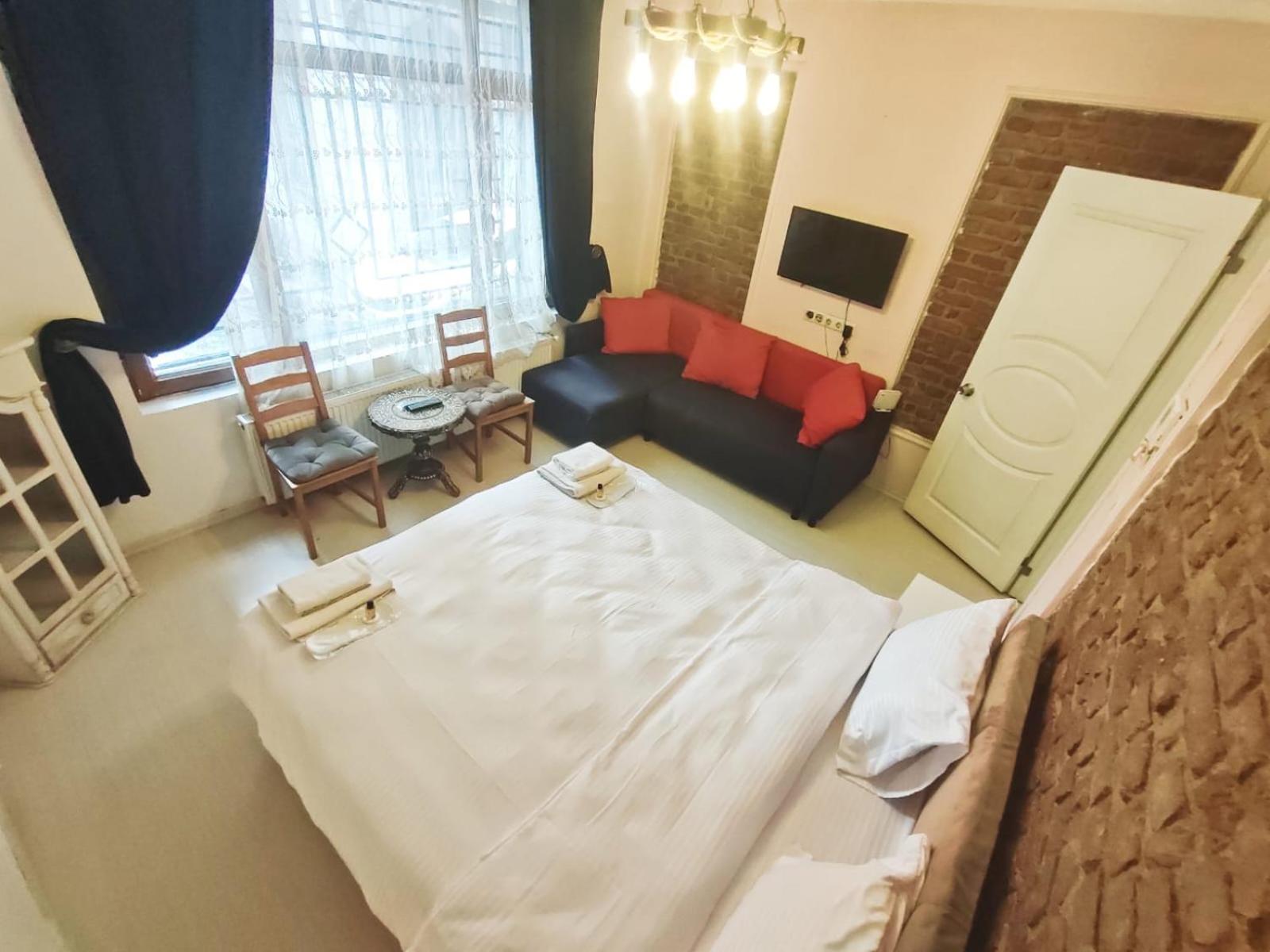 Deluxe Triple Room photo 1