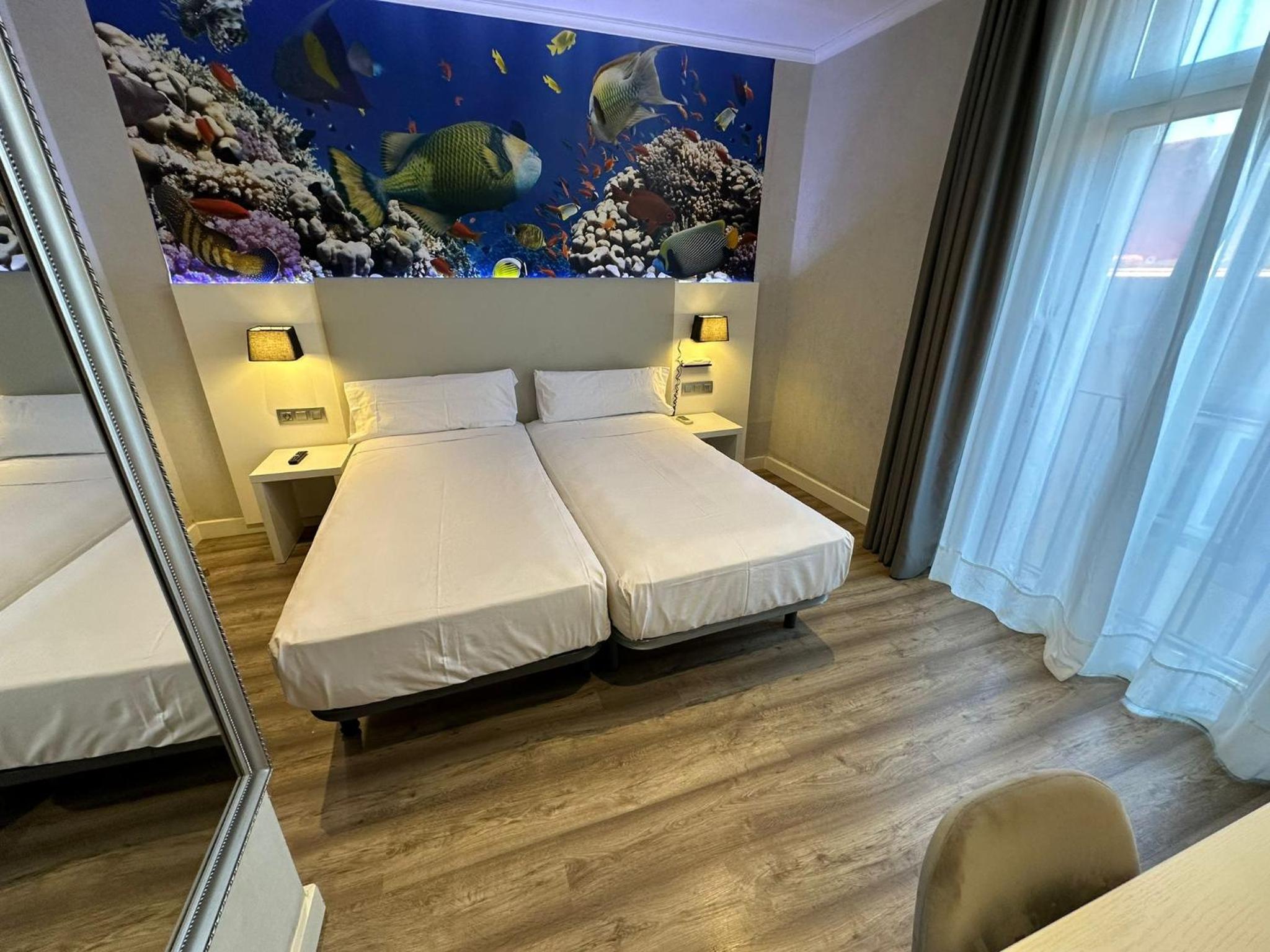 Habitación Estándar con Dos Camas Individuales