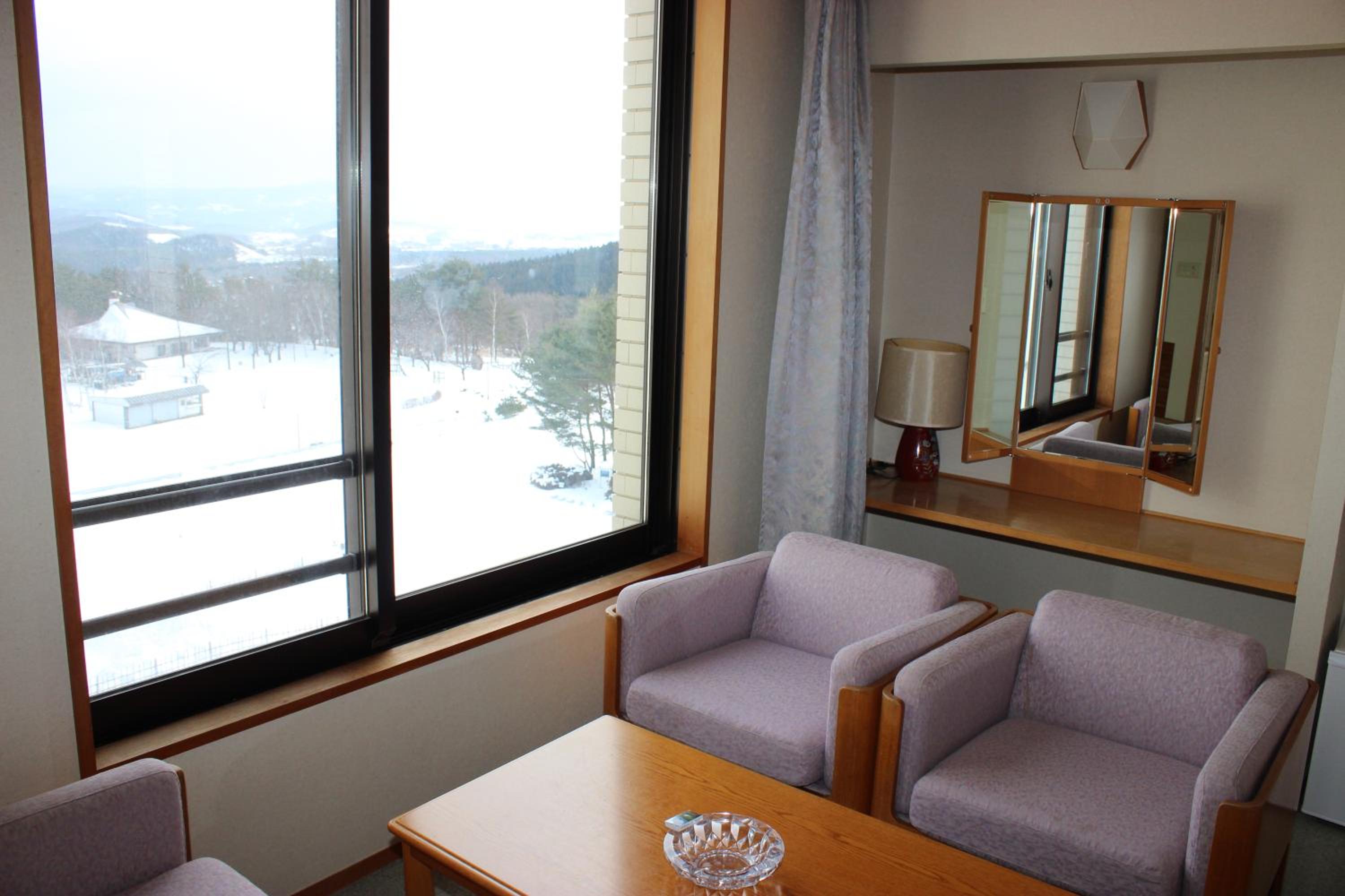 Japanese-Style Room with Bathroom - Photo 6