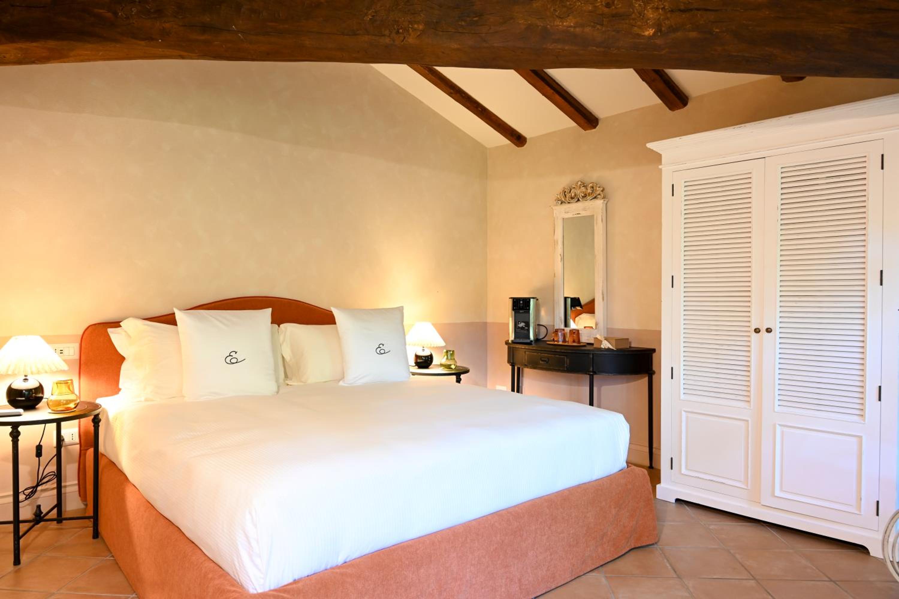 Double or Twin Room - Photo 20