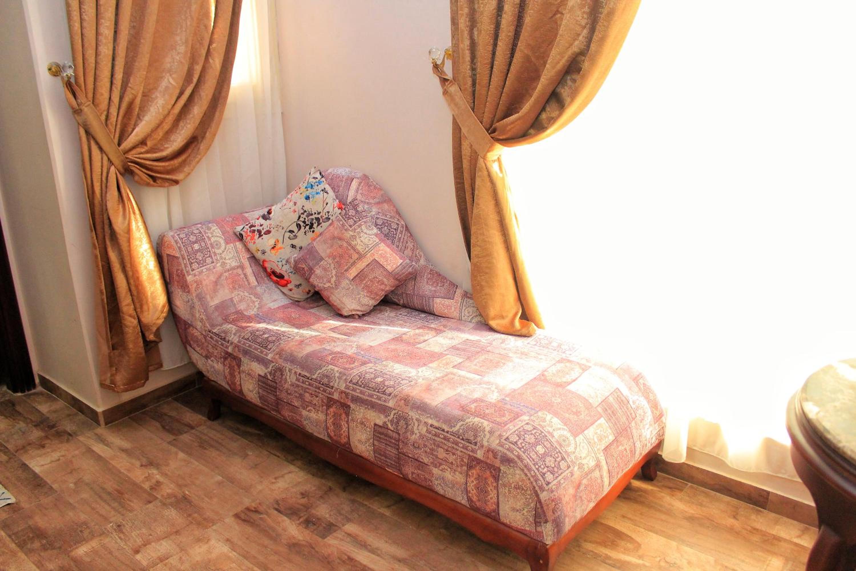 Triple Room - Photo 37