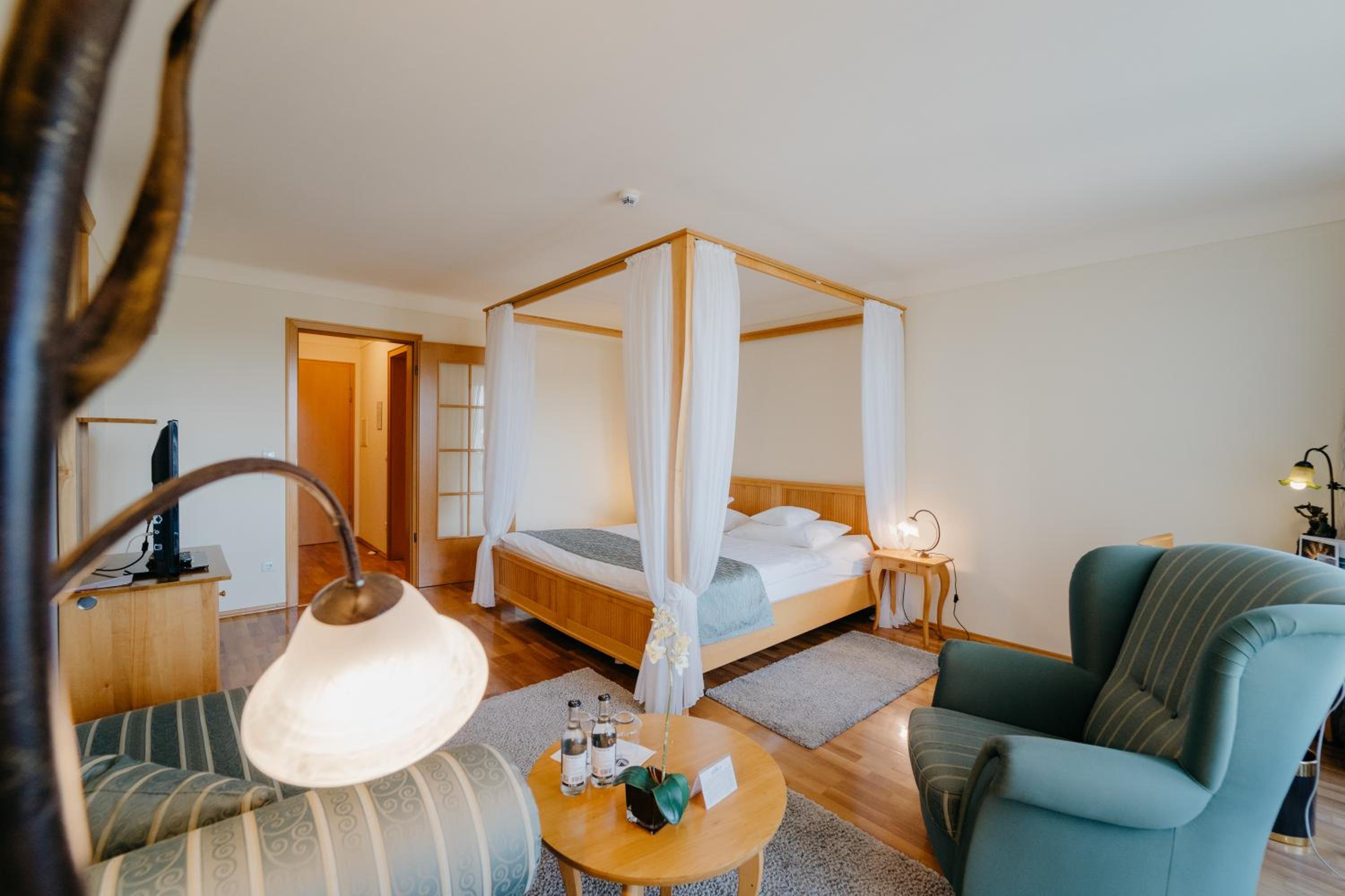 King Room With Balcony