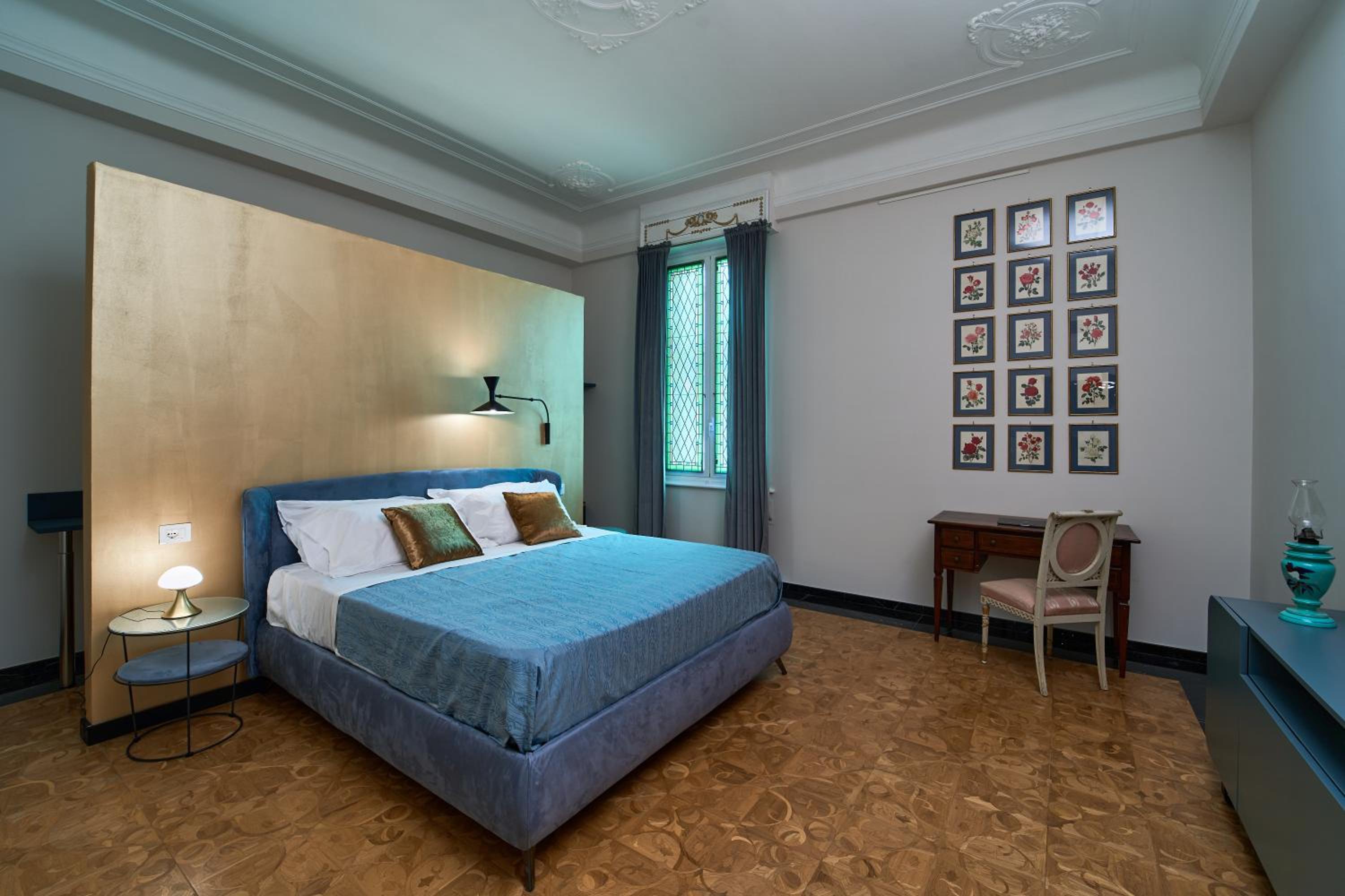 Queen Room photo 3